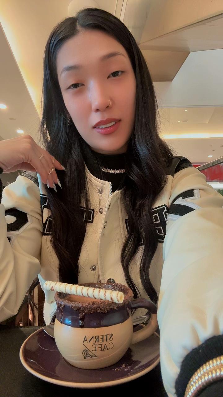 @🦁 Ela_Yuzuki 🎀