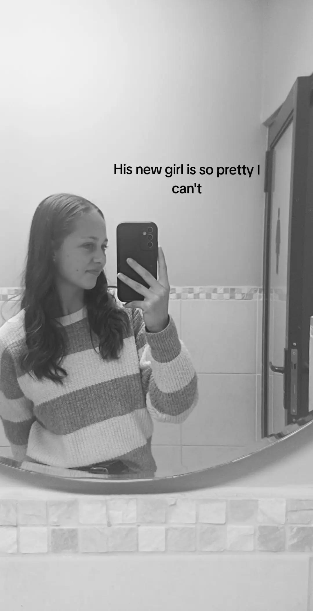@your_fav_brunette