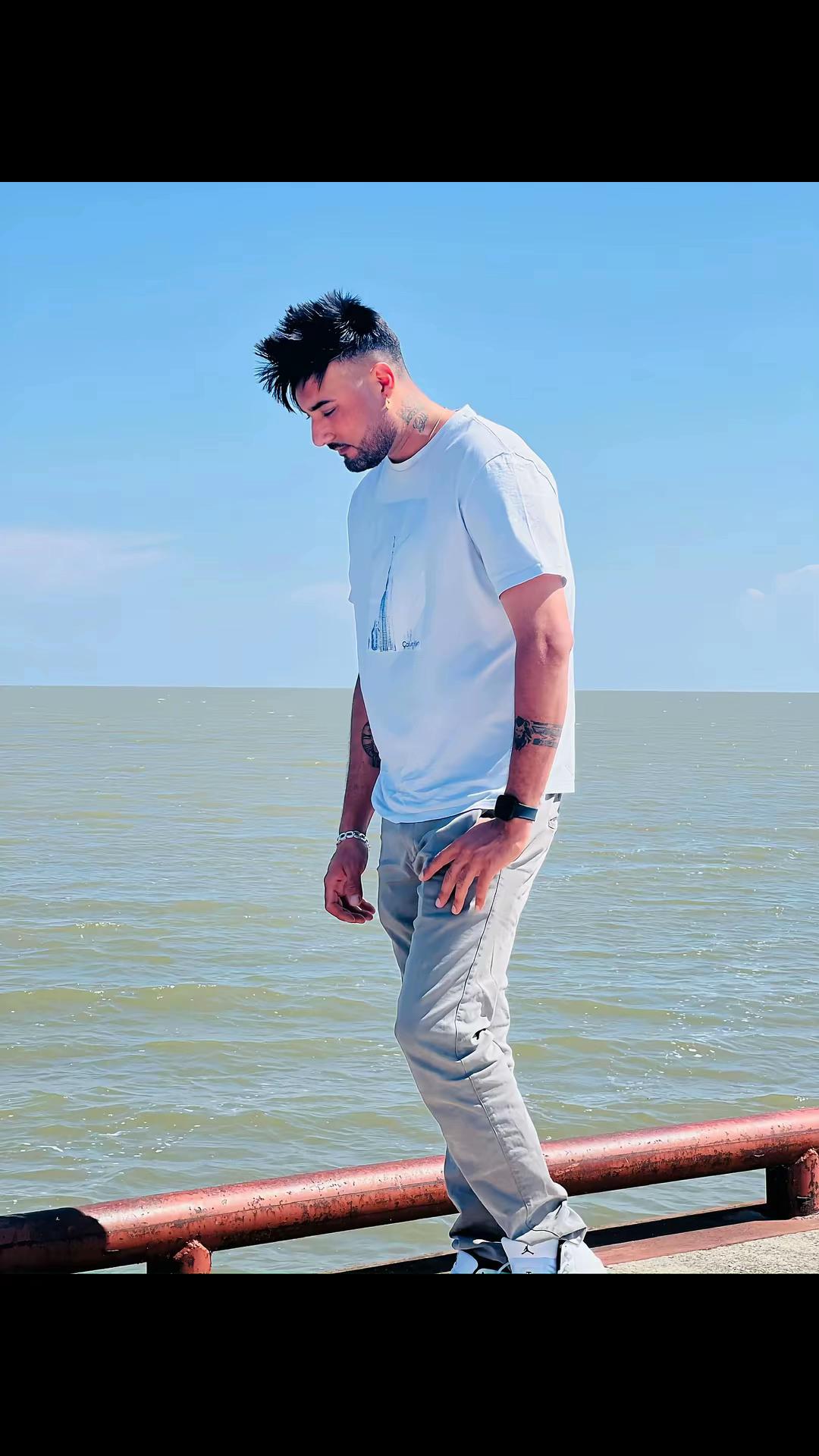 @👑Gurpreet (M)💙Gill 🍁
