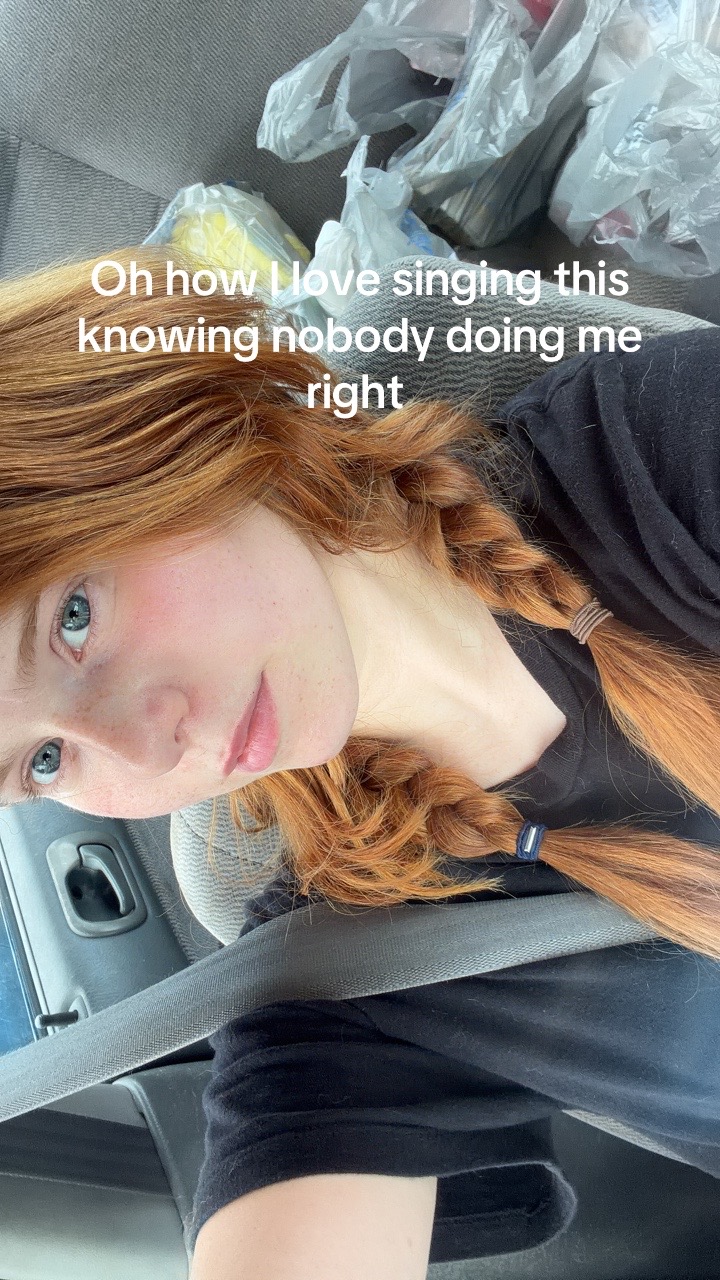 @Kaitlyn01