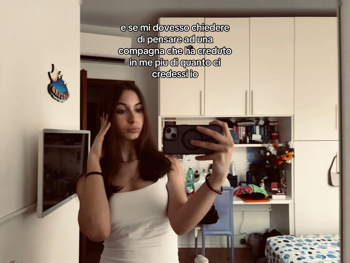 @𝟐𝟐