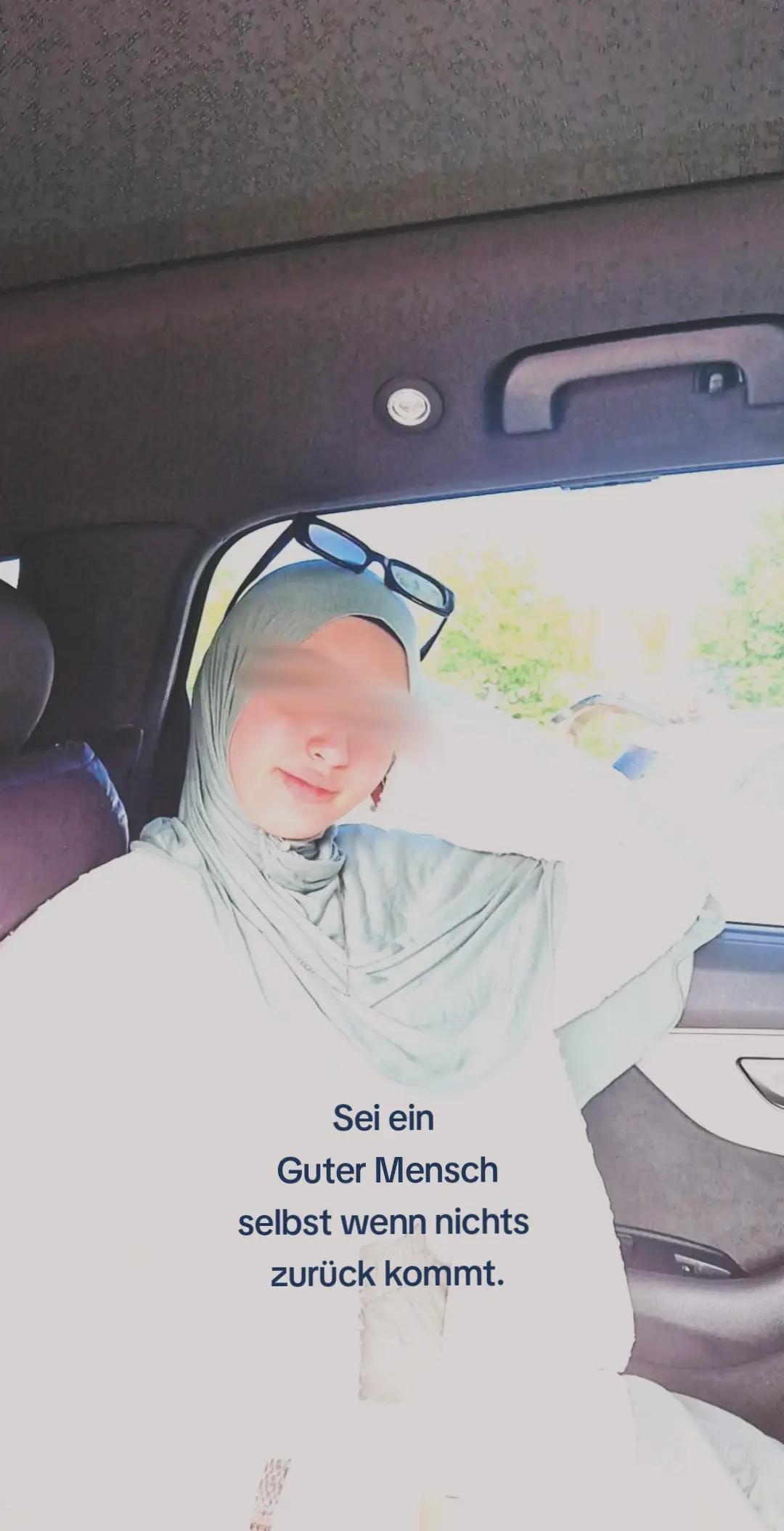 @𝓮𝓬𝓻𝓲𝓷🌸