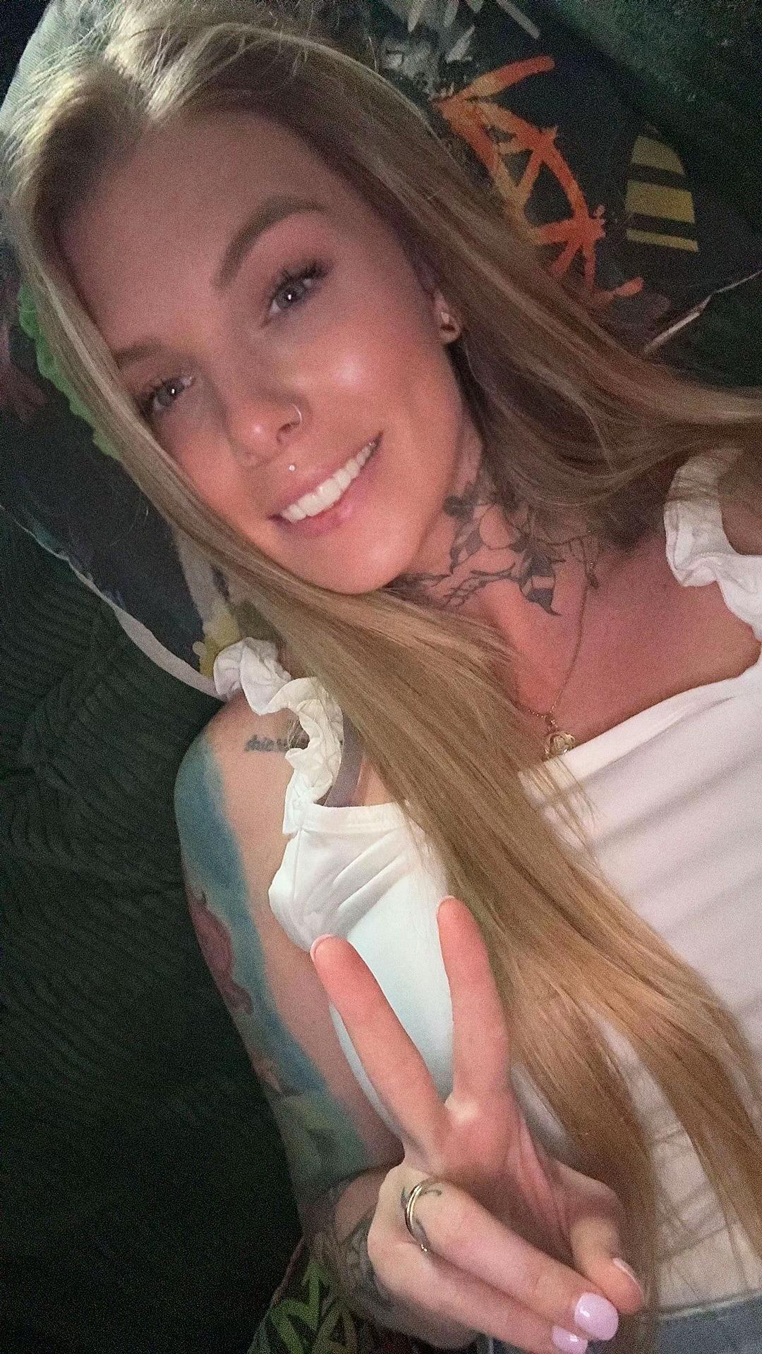 @Ang&eacute;lika🇵🇱