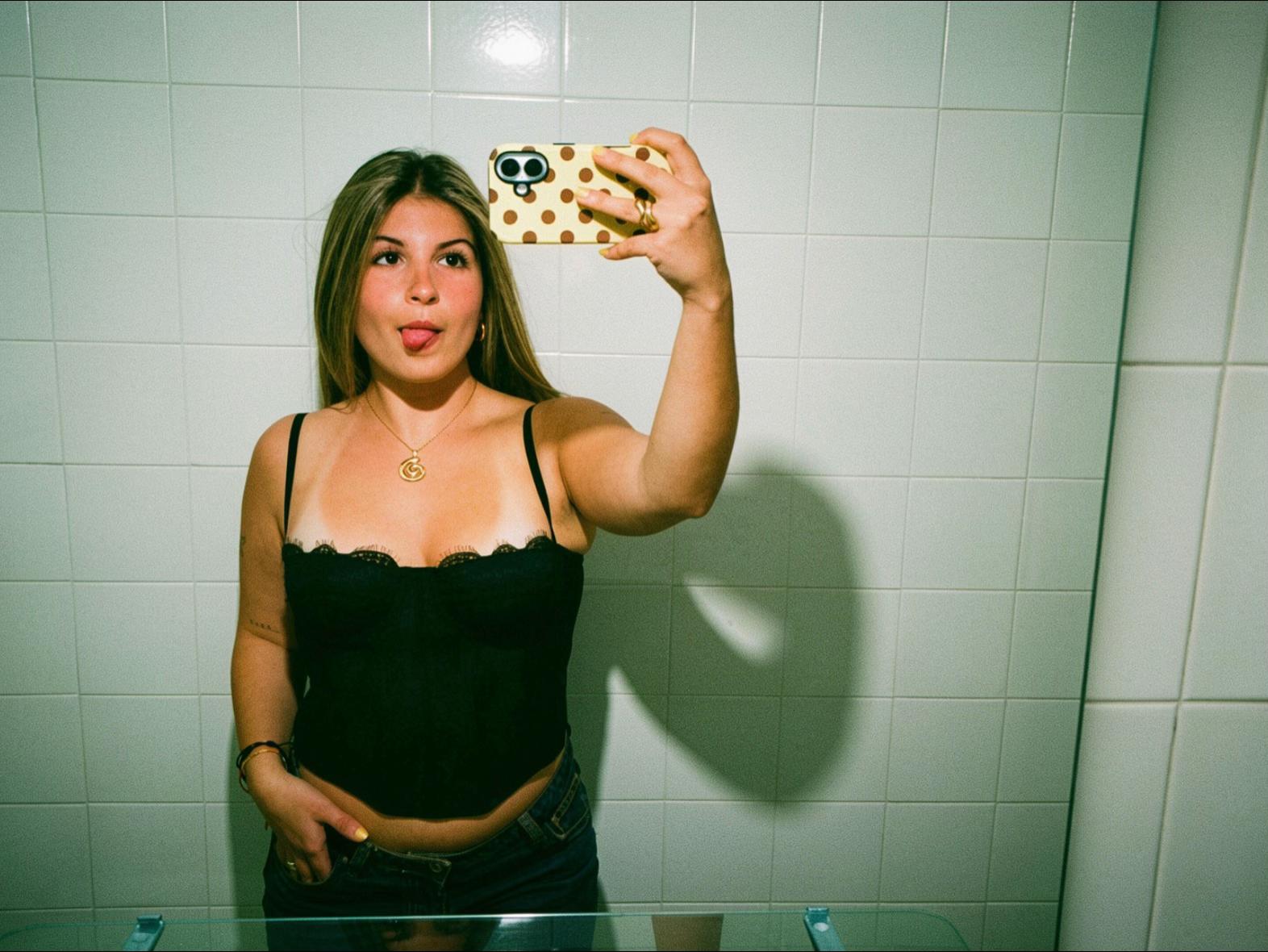 @Lu