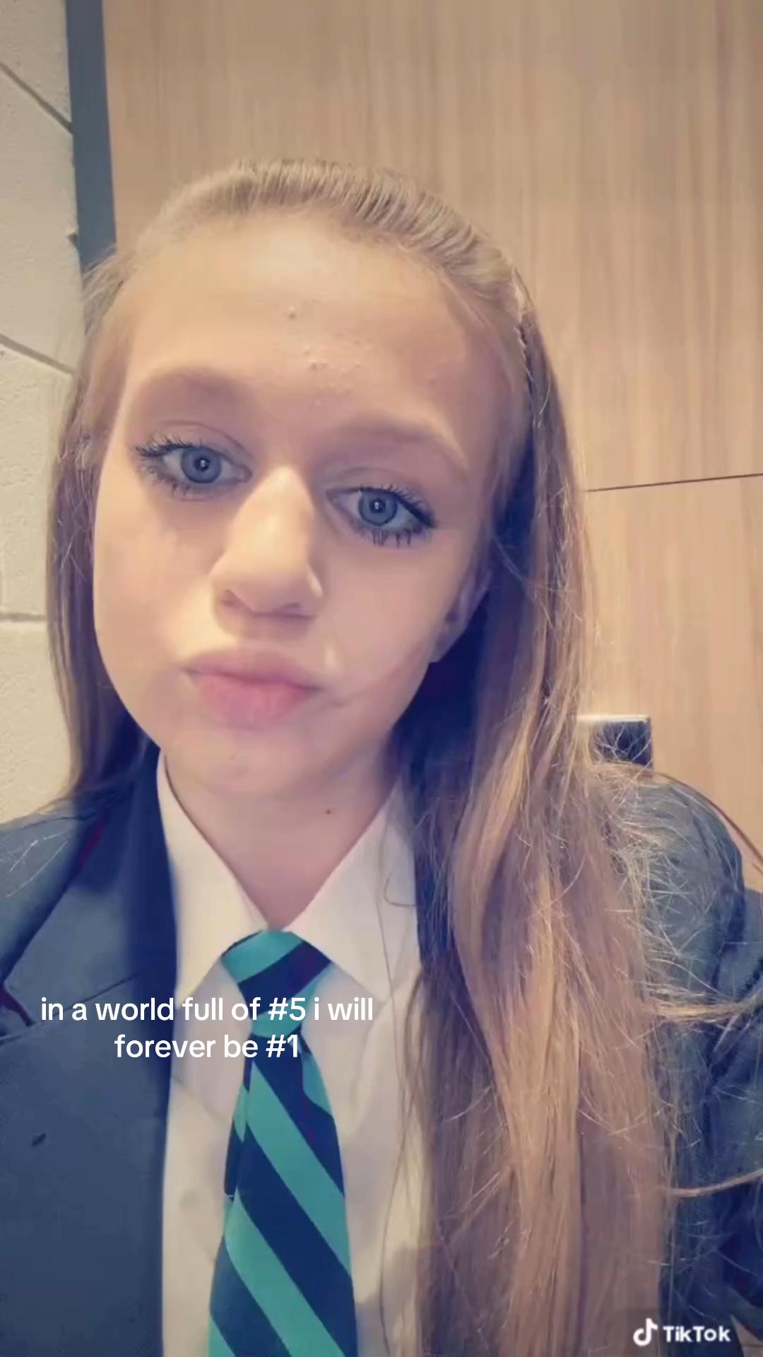 @𝐢𝐬🥶