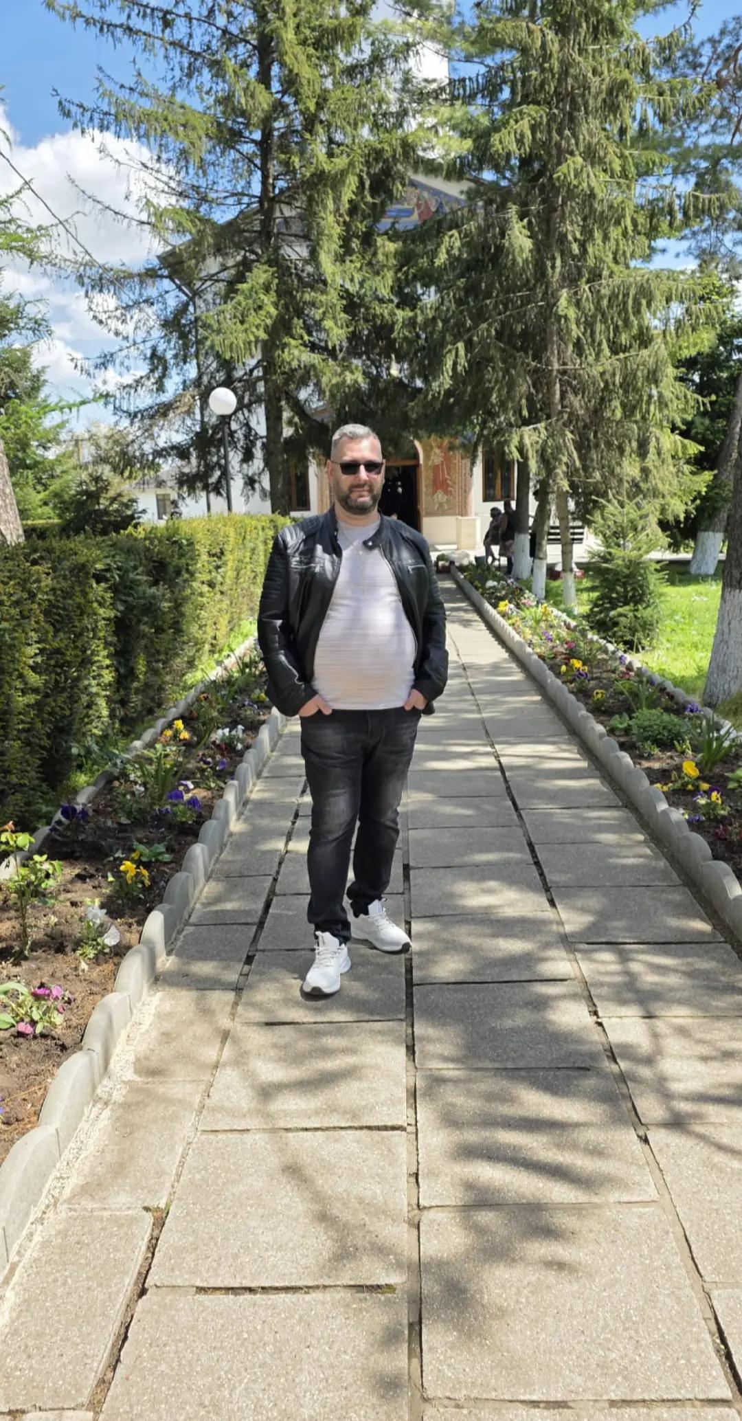 @Ionuț Mirel