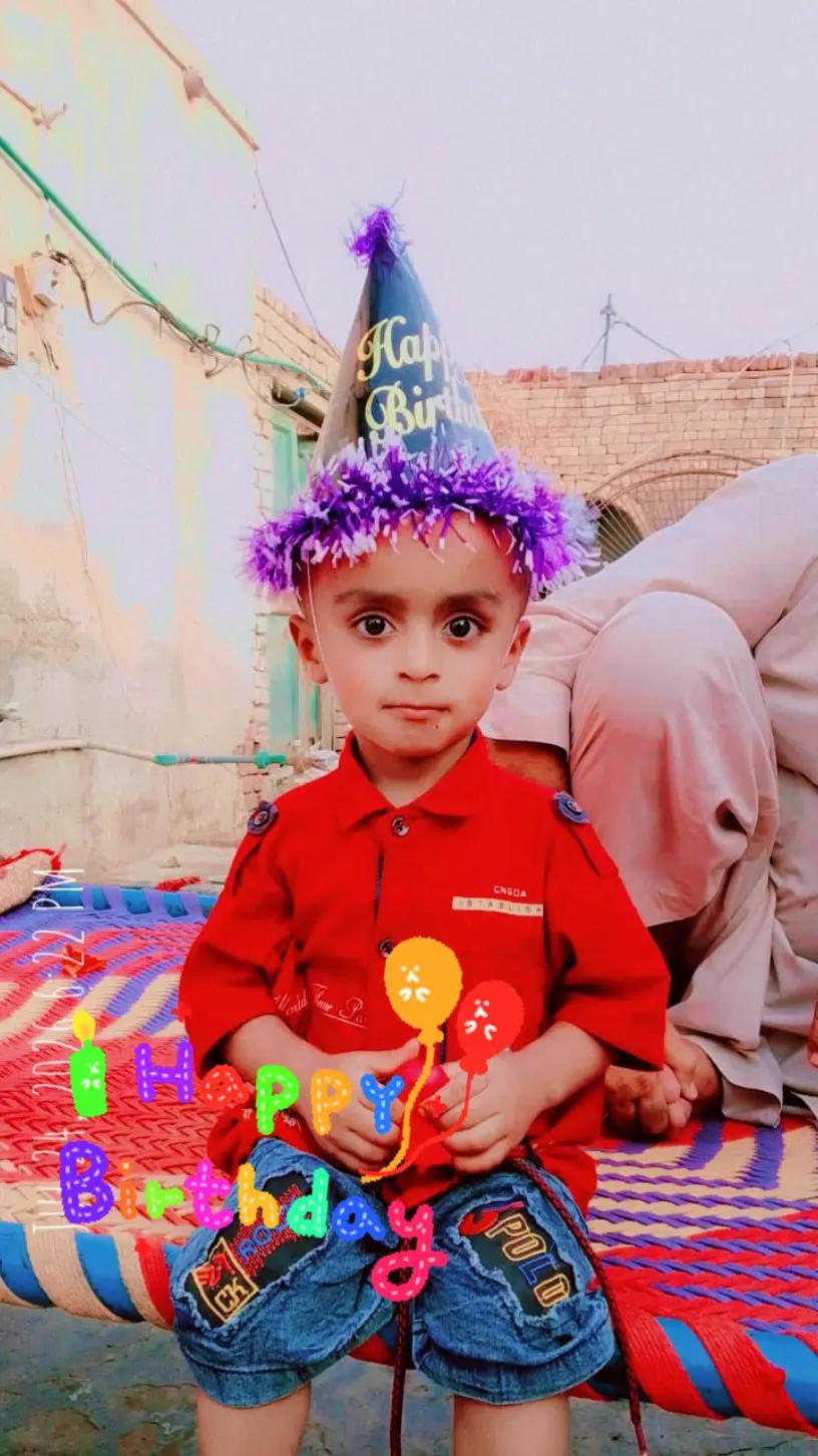 @🌜🇬🇧Ahmad🇵🇰 ⭐