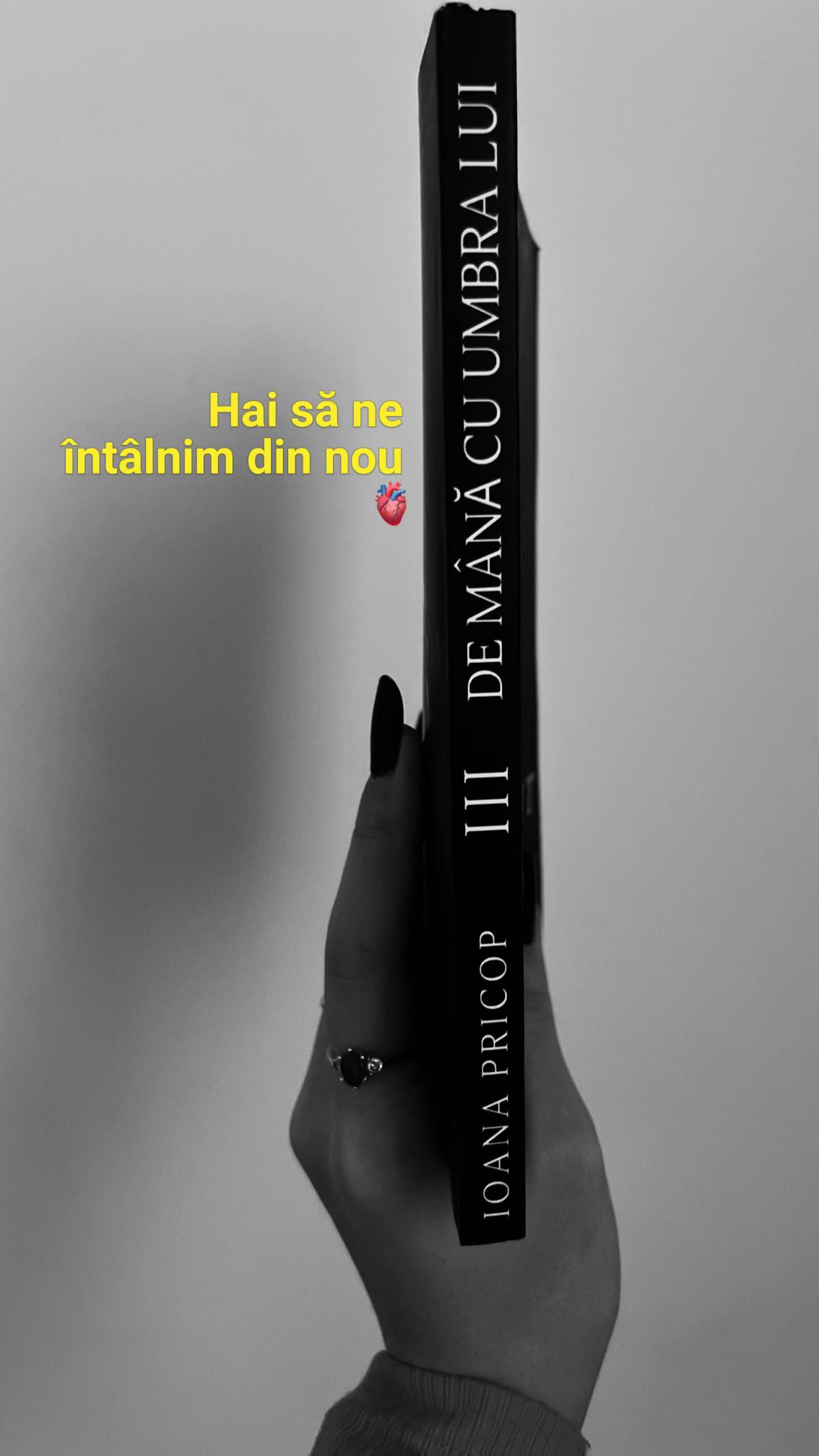 @Printre rânduri și foi 📚