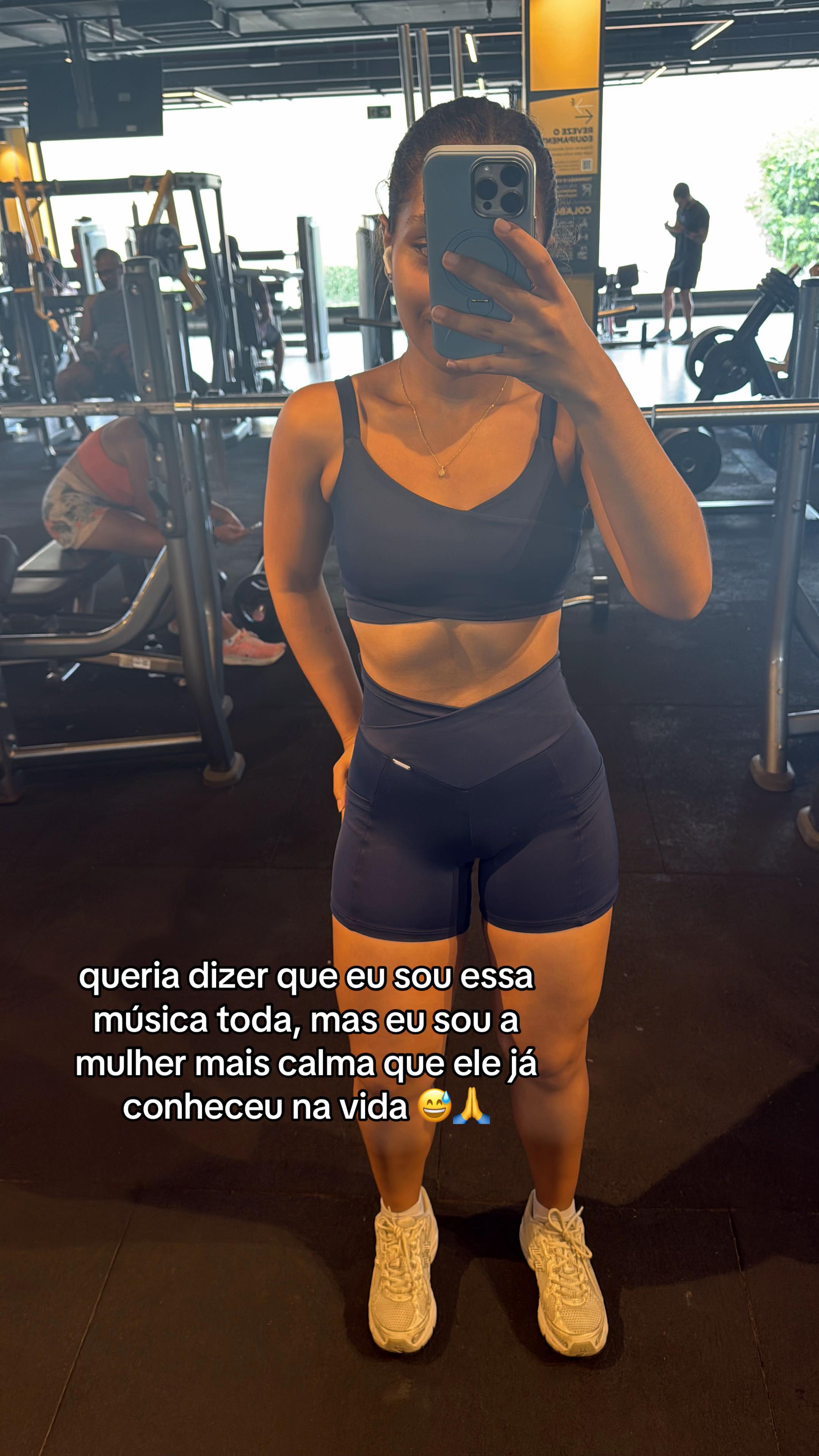 @nikolebdaily