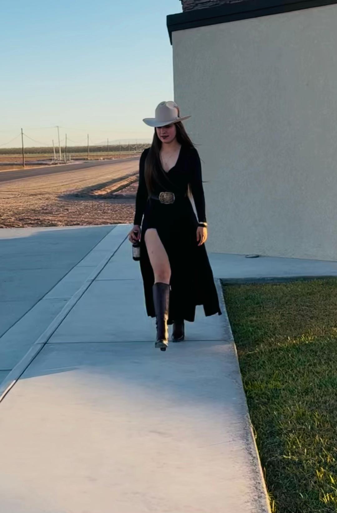 @Ashley Valdez🧿Barbie vaquera