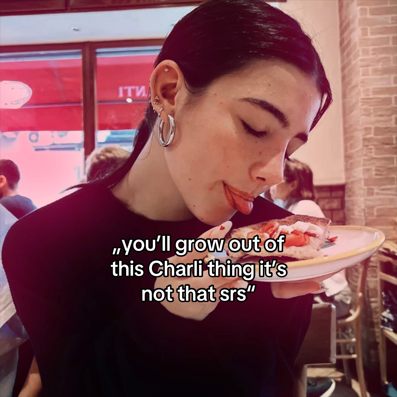 @lin: 𖣂