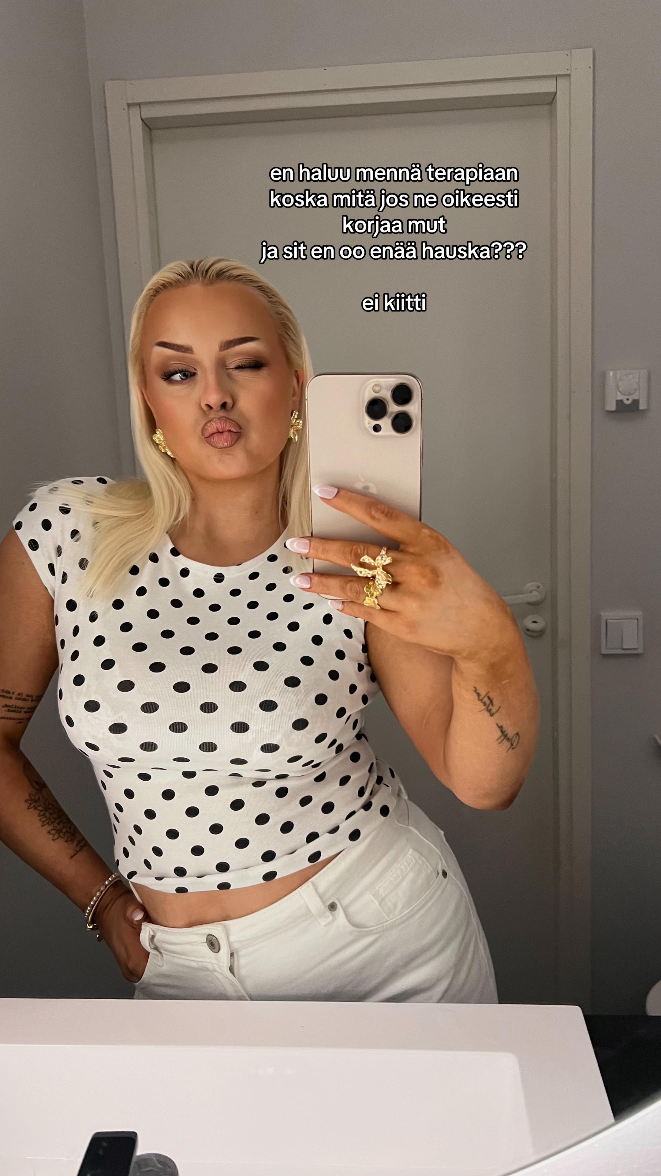 @Anni Oinas | ig @annioinas 💋