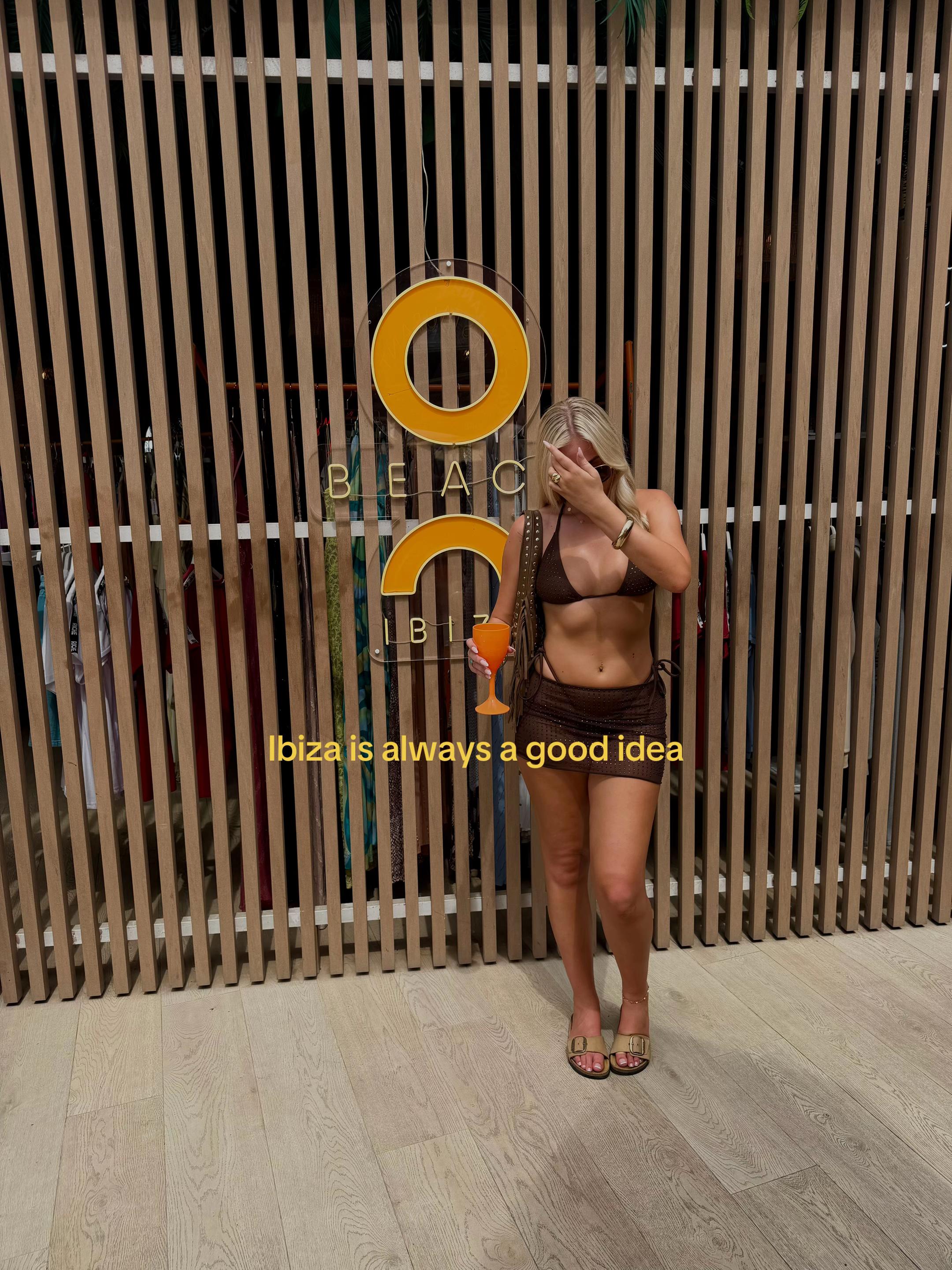@Liv