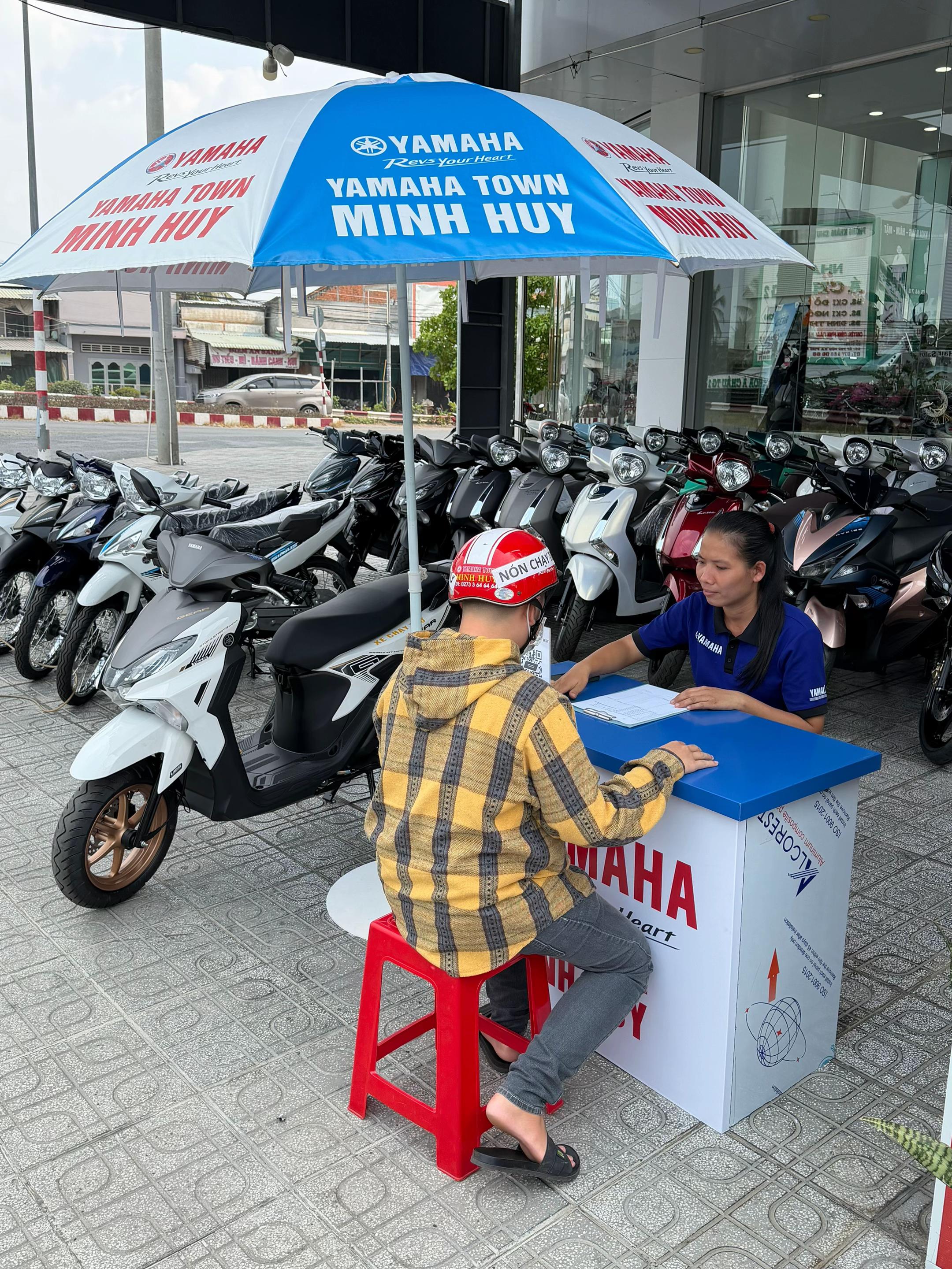 @Cửa Hàng Xe Máy Minh Huy