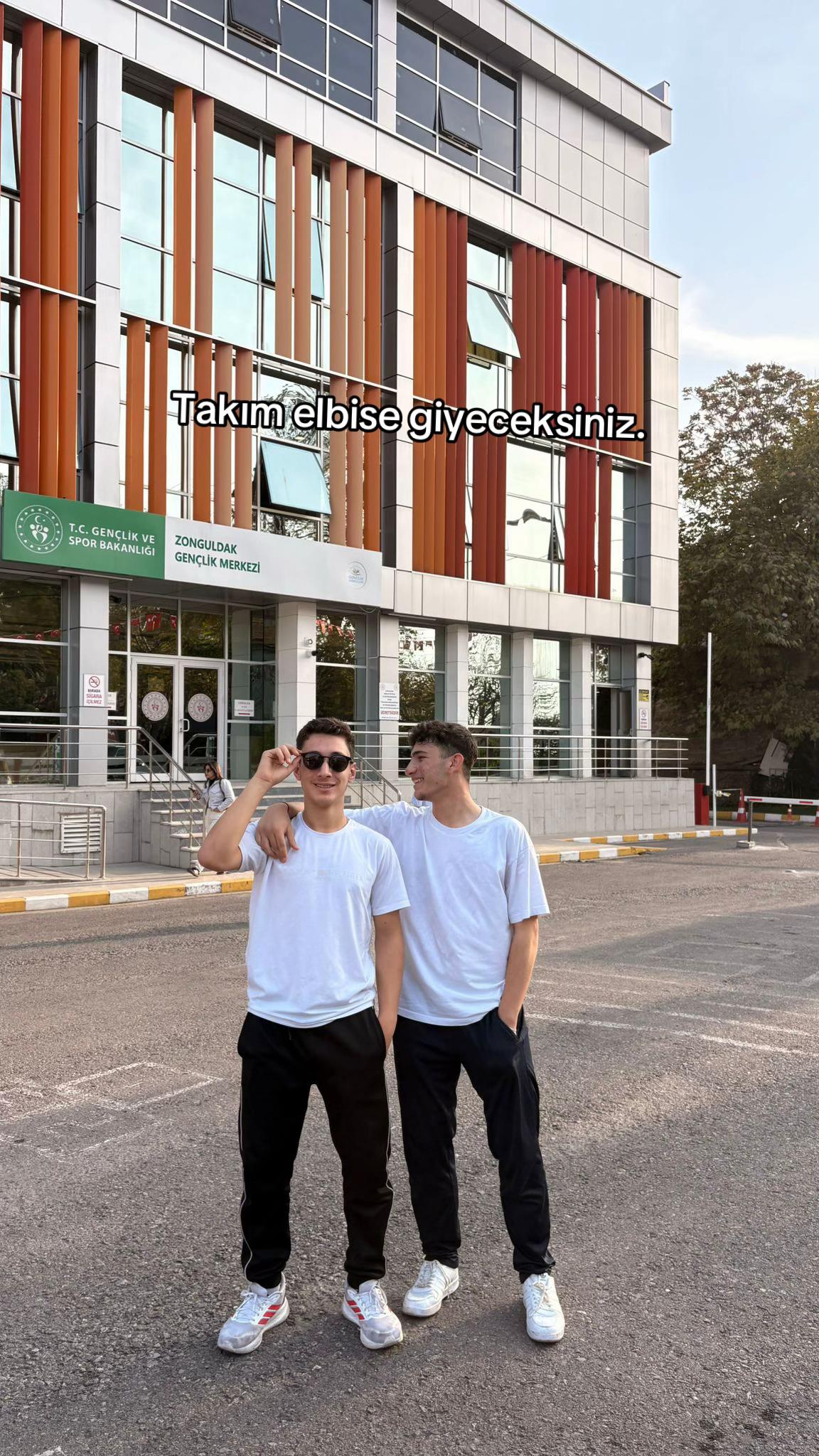 @T.E