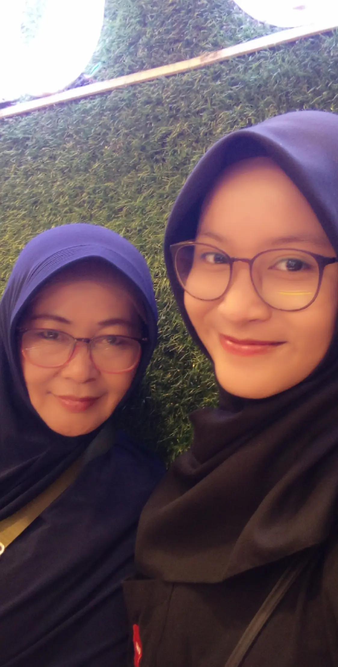 @mama dini astya
