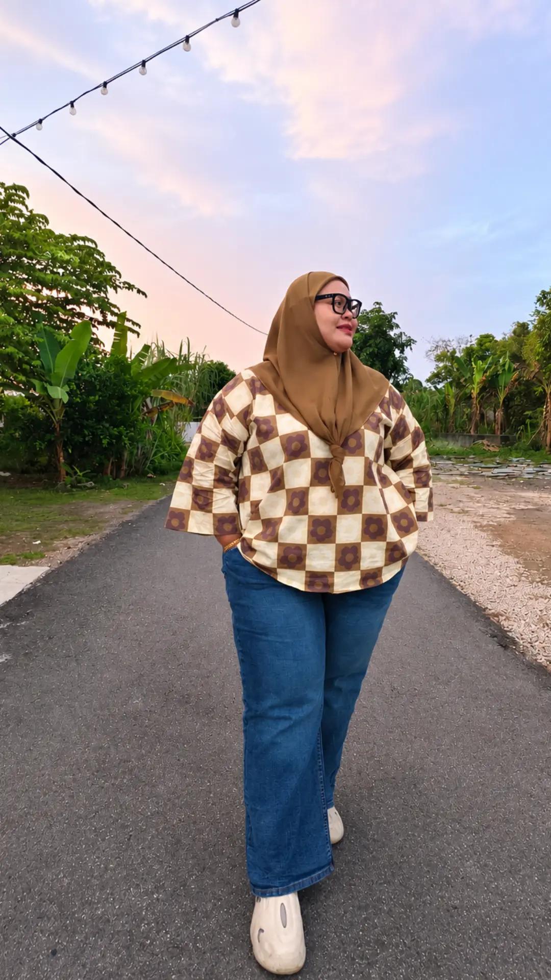 @Dora 🇲🇾 😘