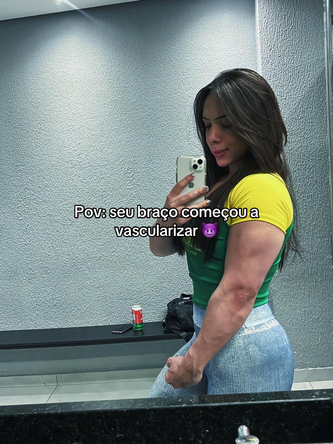 @thalyssasantana