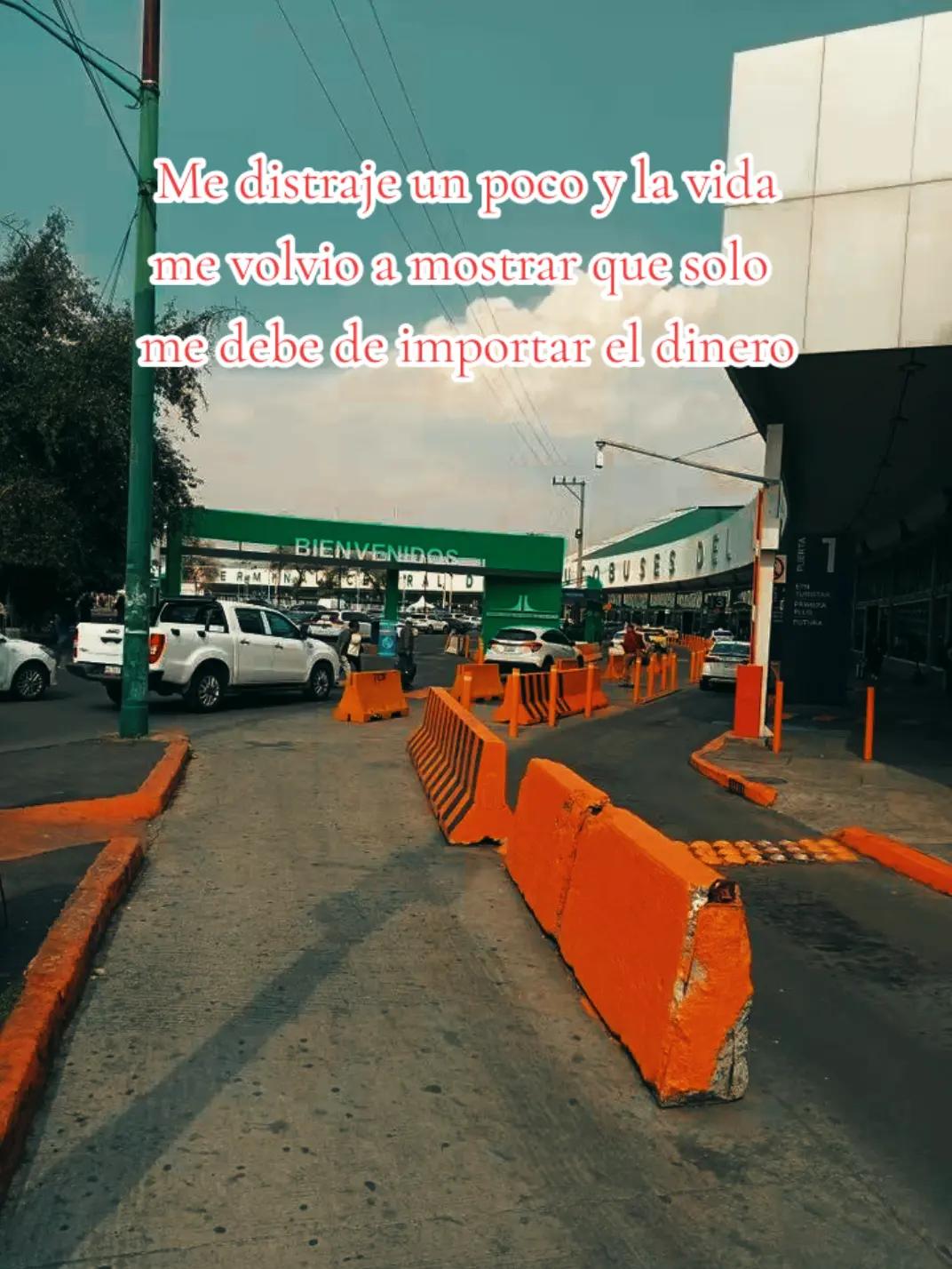 @๏ธ Reina de corazónes _oficial