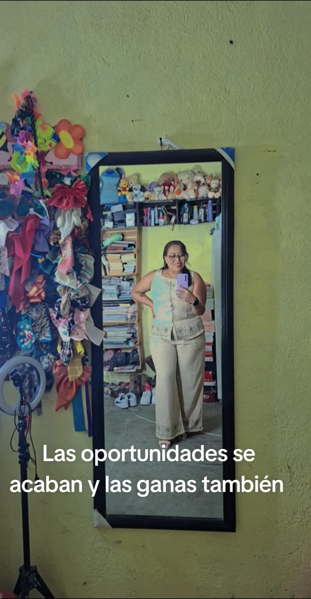 @Lucesita Juarez
