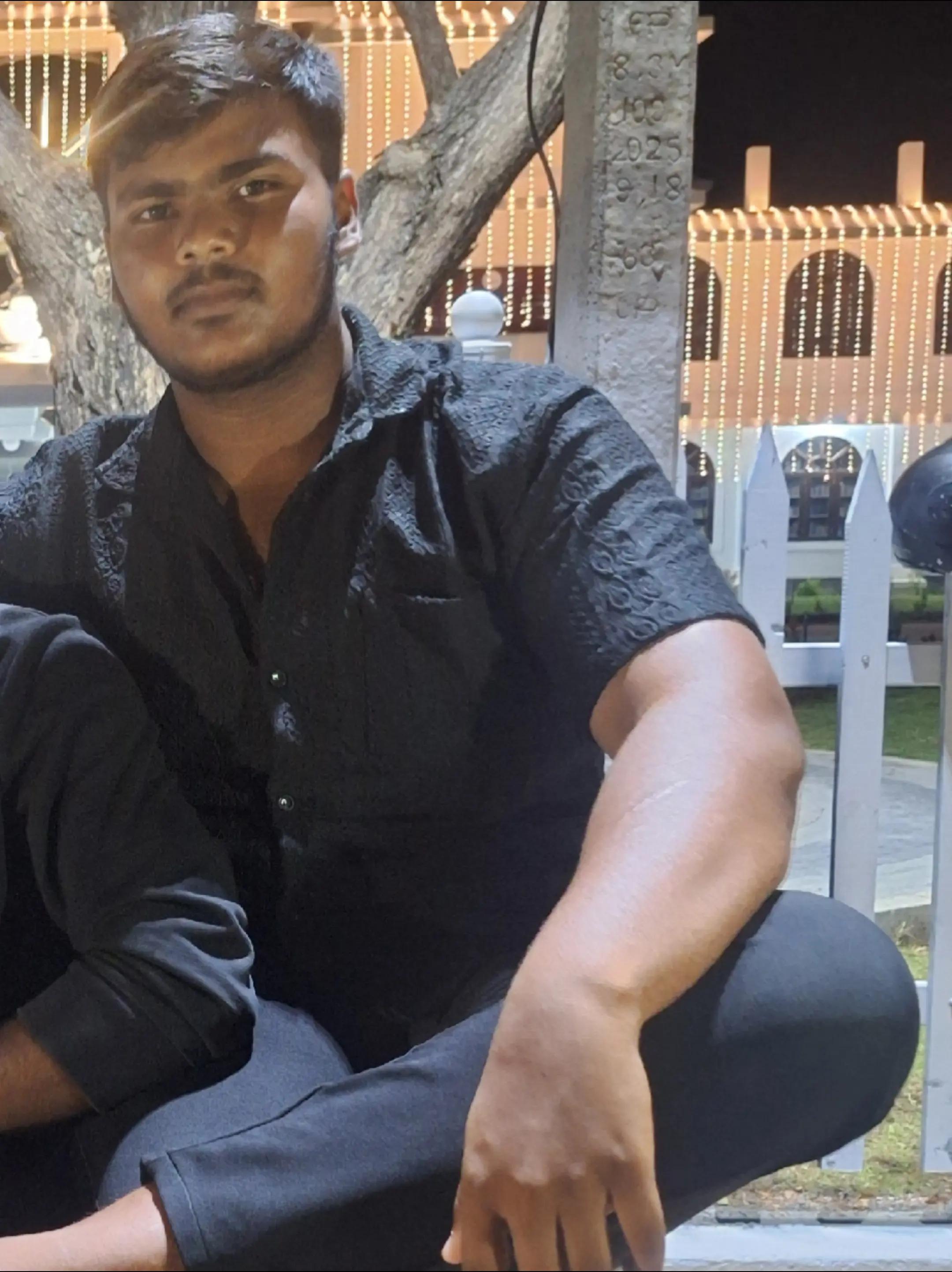 @வீர தமிழன் 🇱🇰☄️🔥