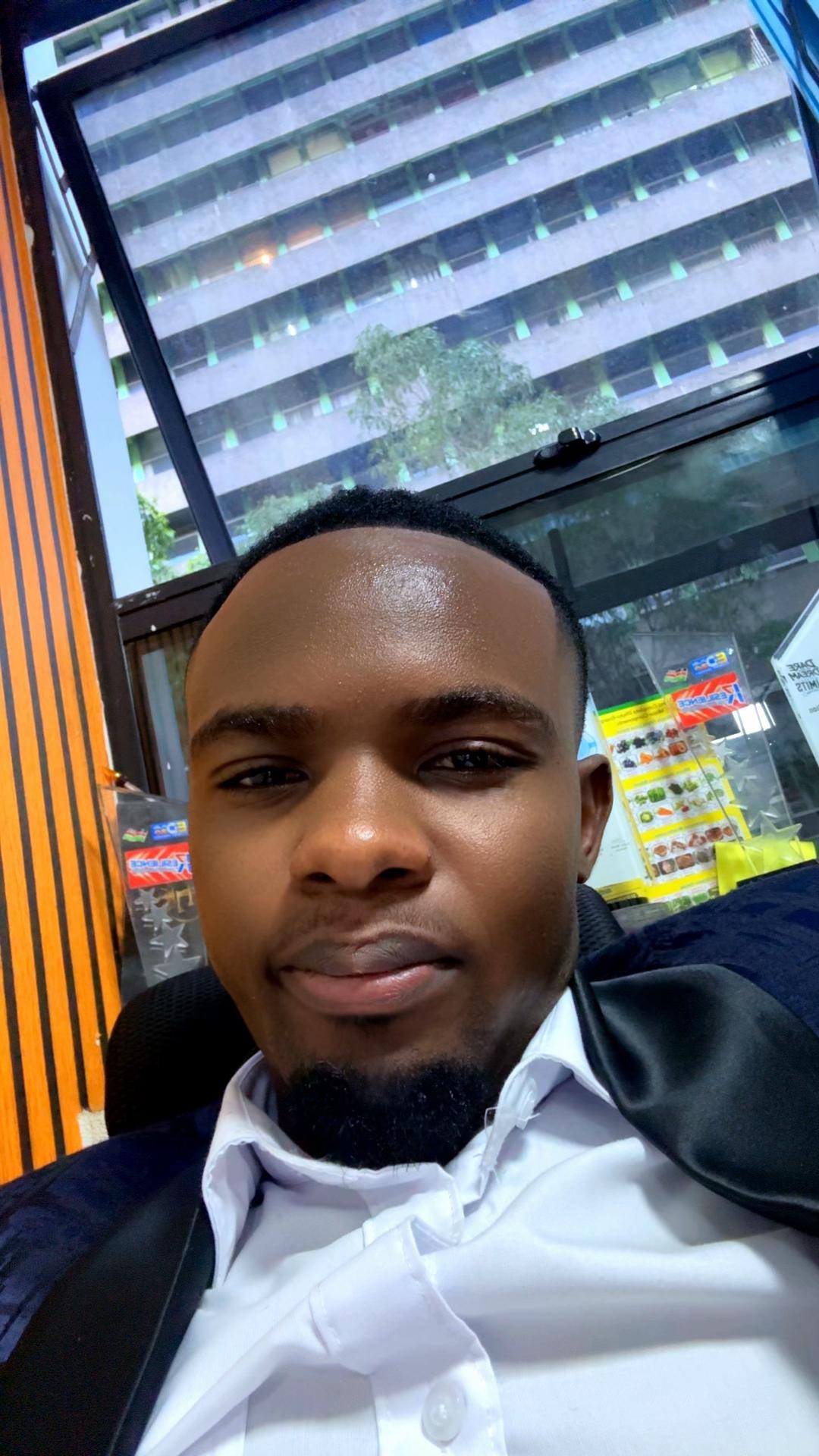 @Mr handsome🇺🇸🇶🇦🇰🇪