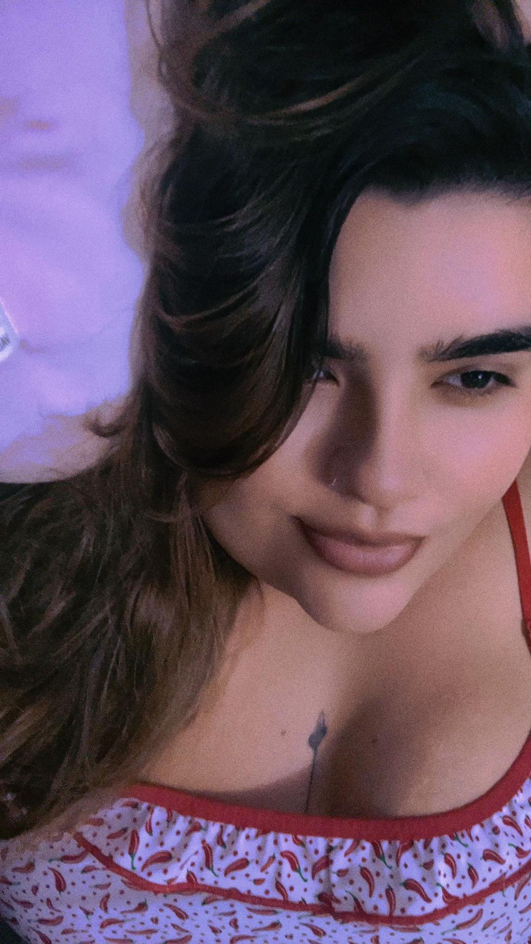 @vivi🦋