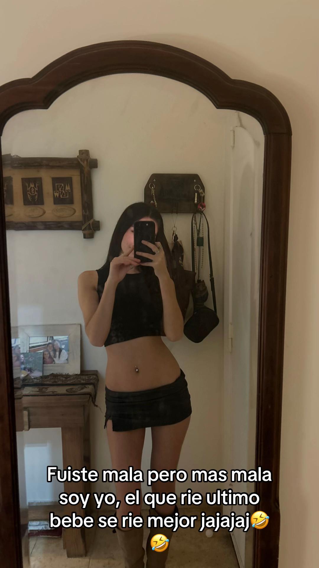@💋🫵🏻