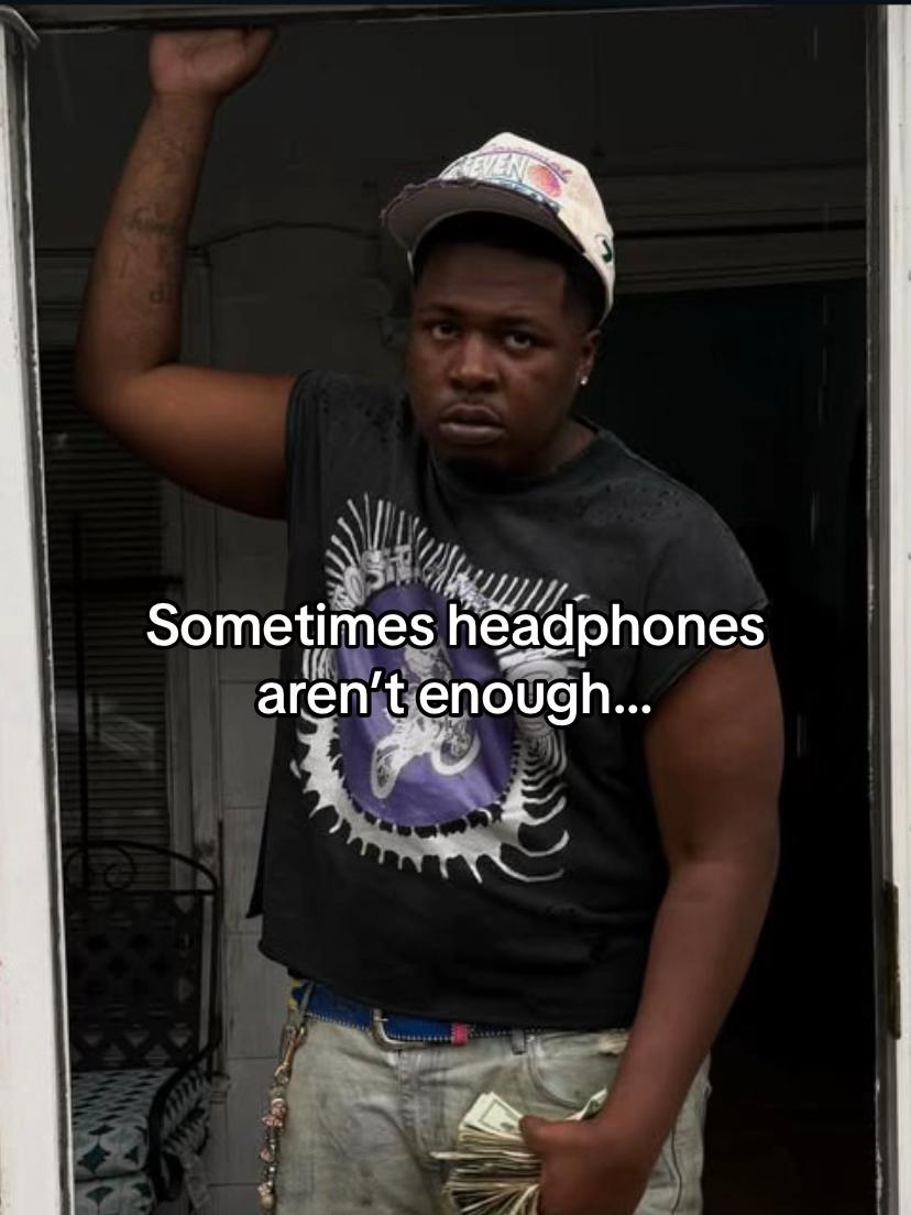 @criticalyricz