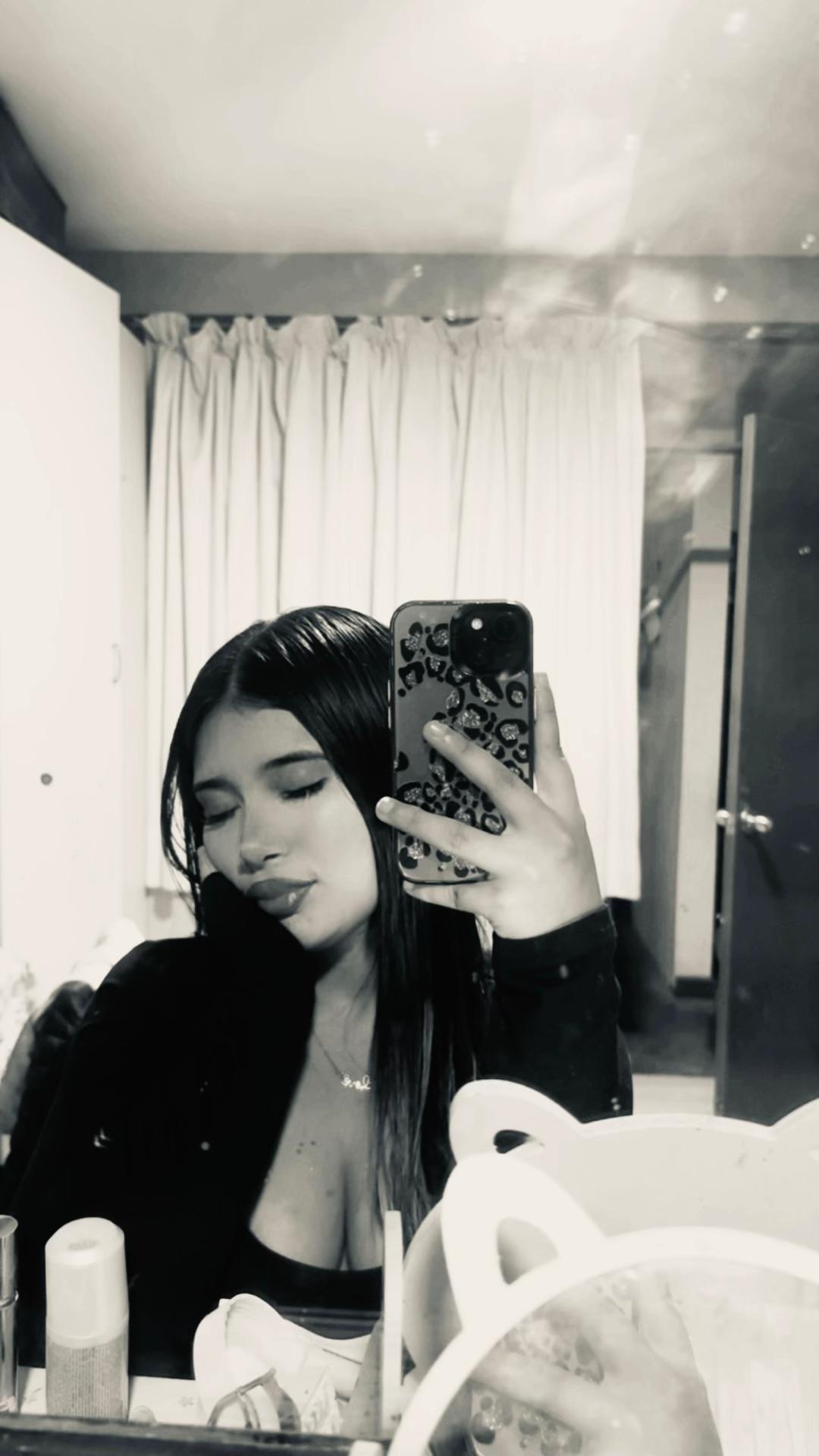 @𝒜𝓃𝒶👸🏻