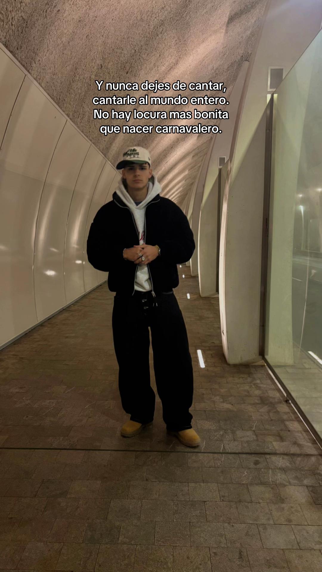 @delmoraal_