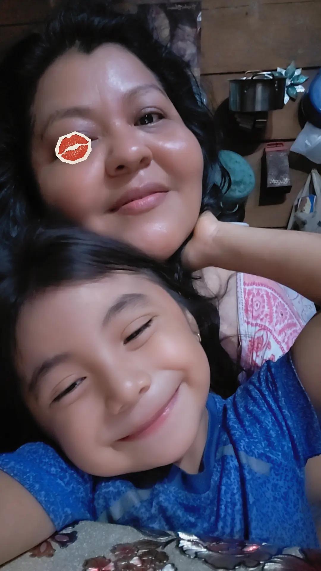 @Mam&aacute; de Mona🙉 y Rosita🌹