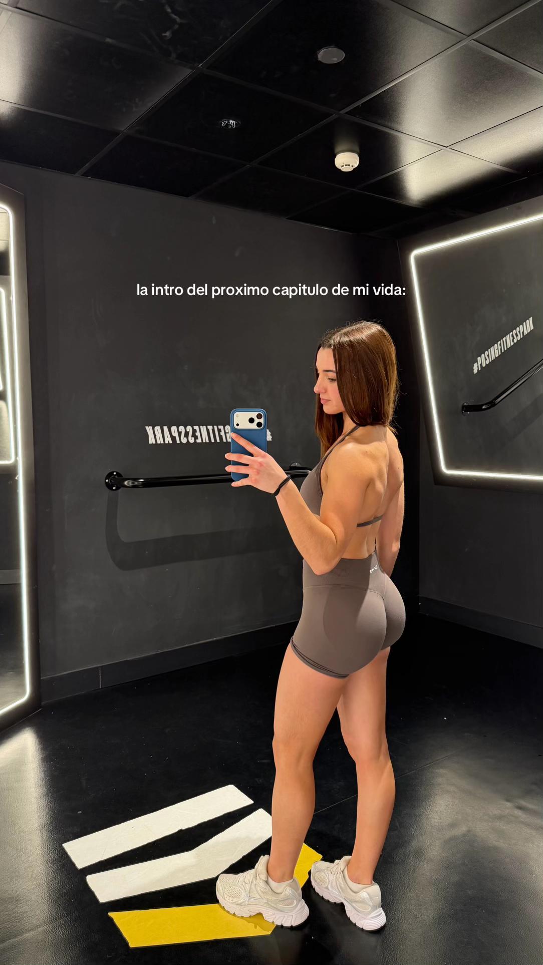@luciamilan