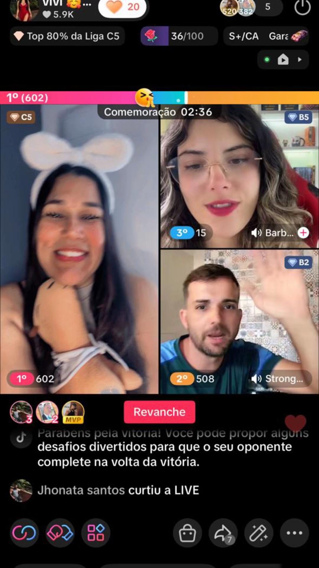 @vivi 🐰 🍓 a sonhadora 🇧🇷