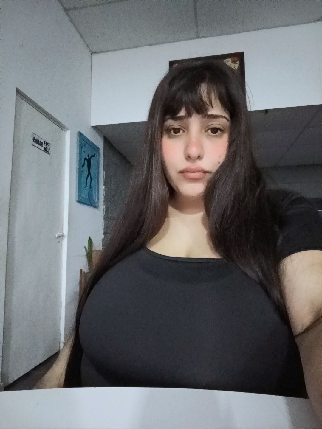 @𝔄𝔫𝔞𝔥𝔦 ℑ𝔯𝔲𝔭𝔢 🌻