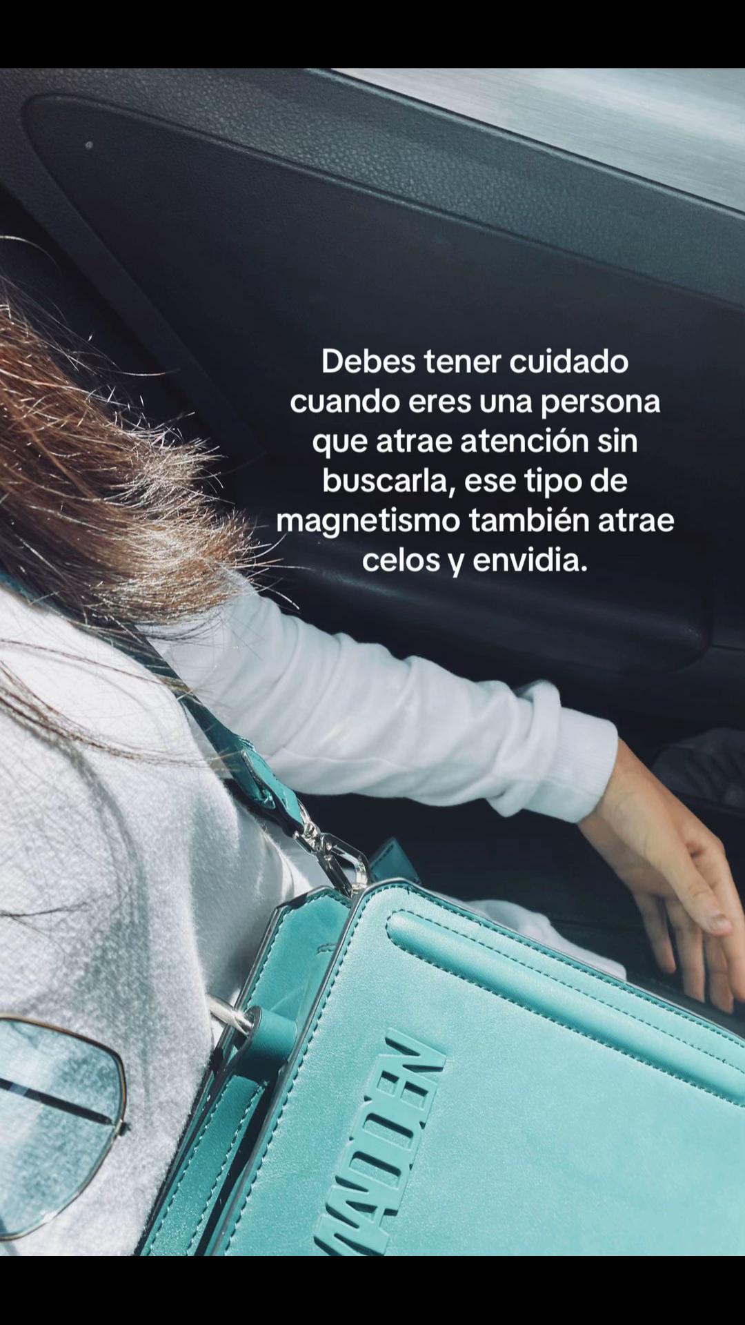 @.Aleee.