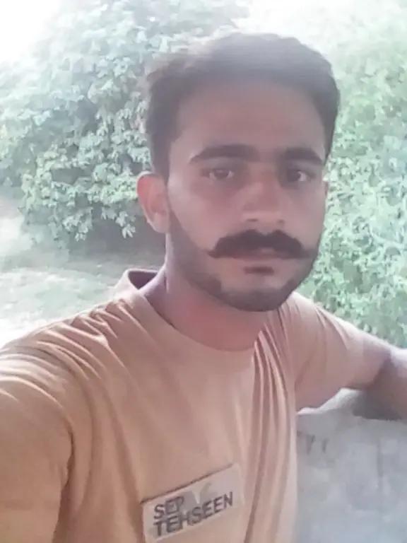 @فوجی