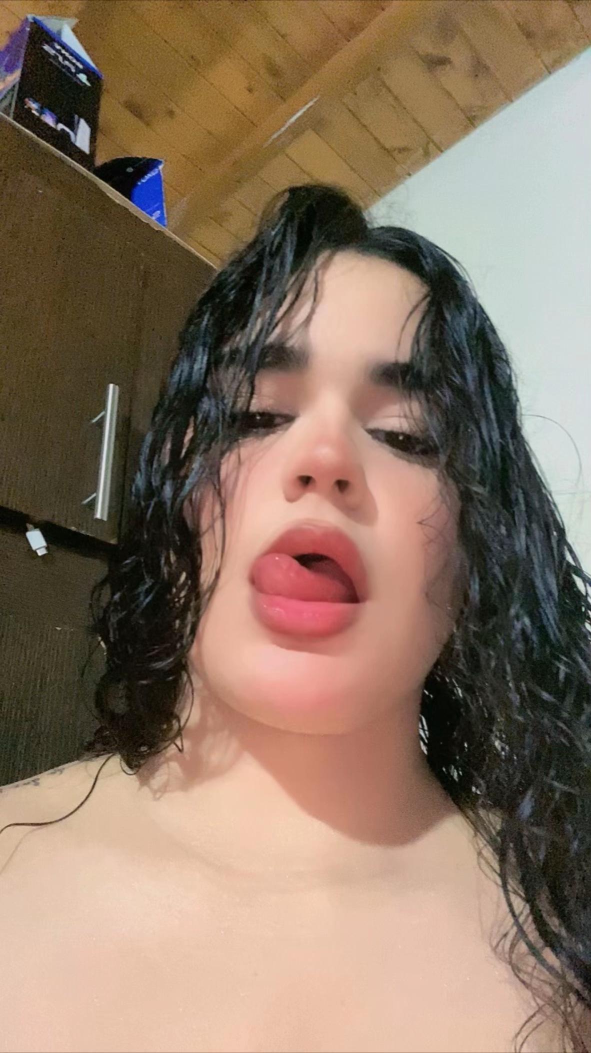 @Ari