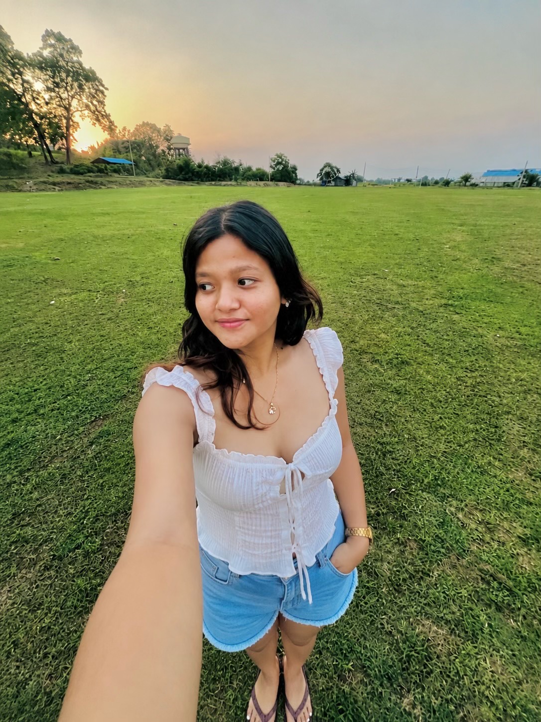 @ᥫ᭡.