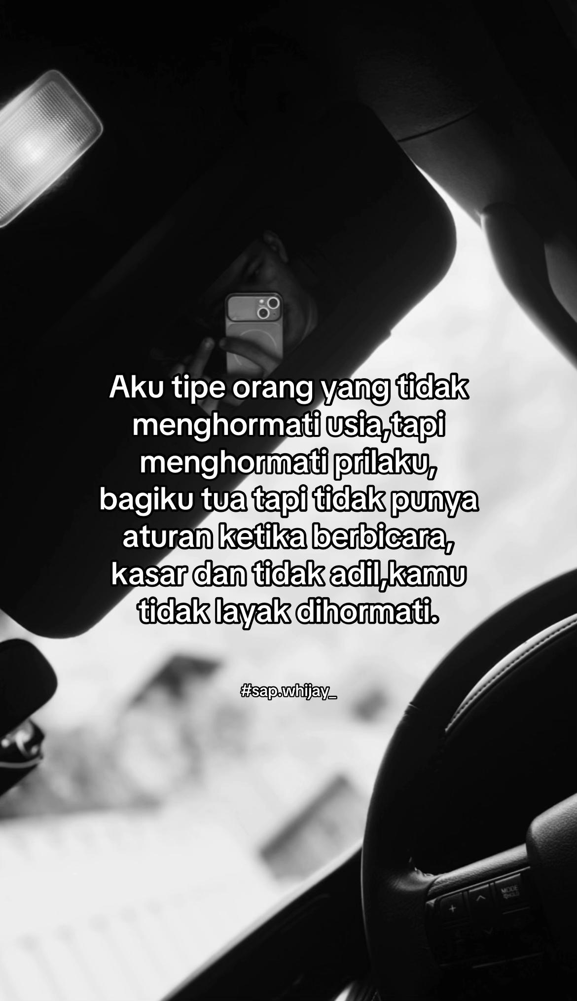@★𐌔Ꮤ