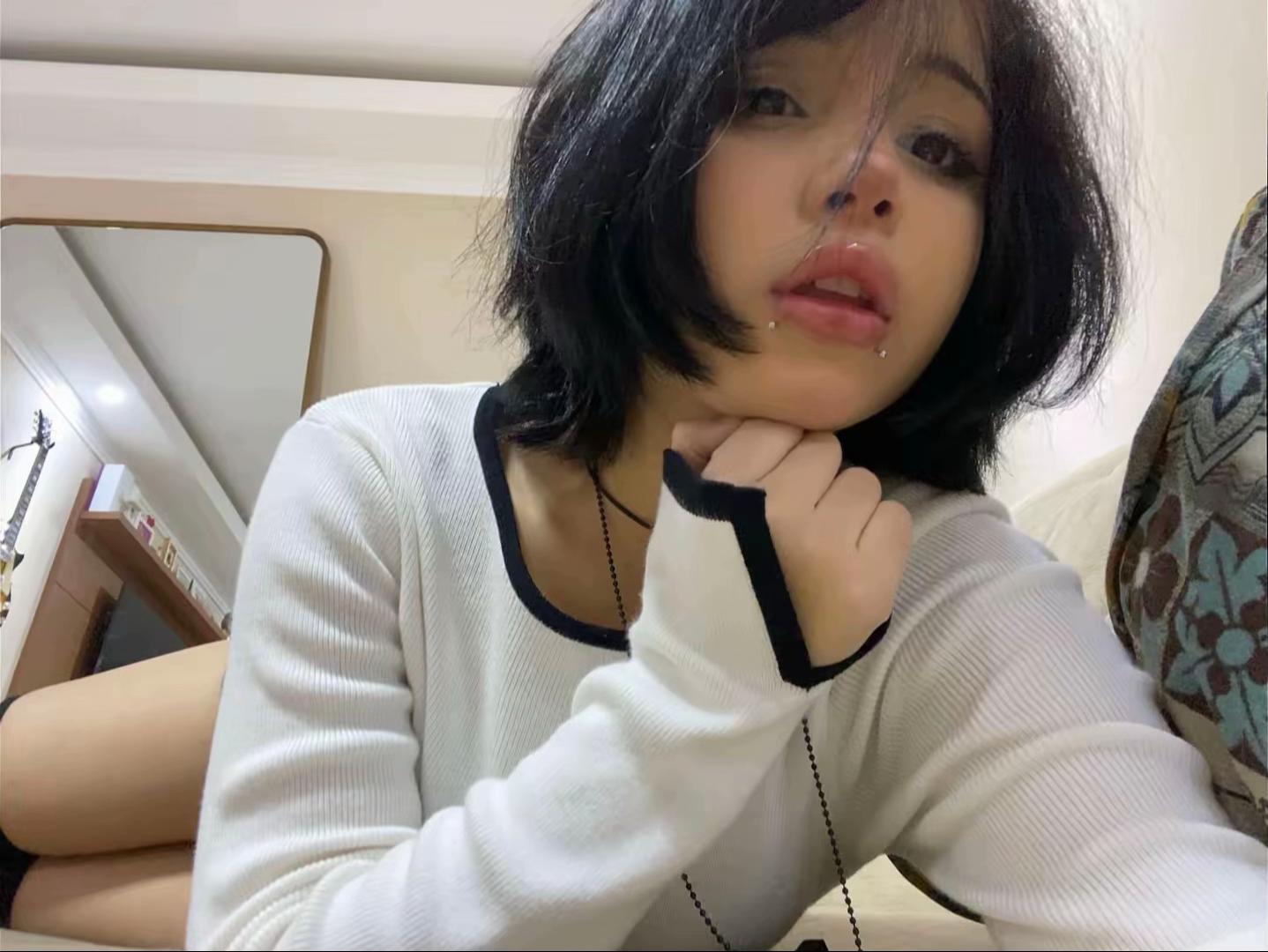 @hanamiemii