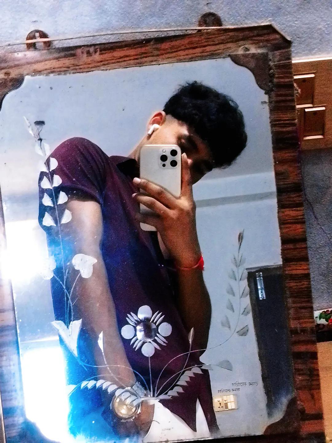 @H⃠e⃠n⃠c⃠y⃠ 📸B⃠o⃠y⃠... 💗✨🥀🪔