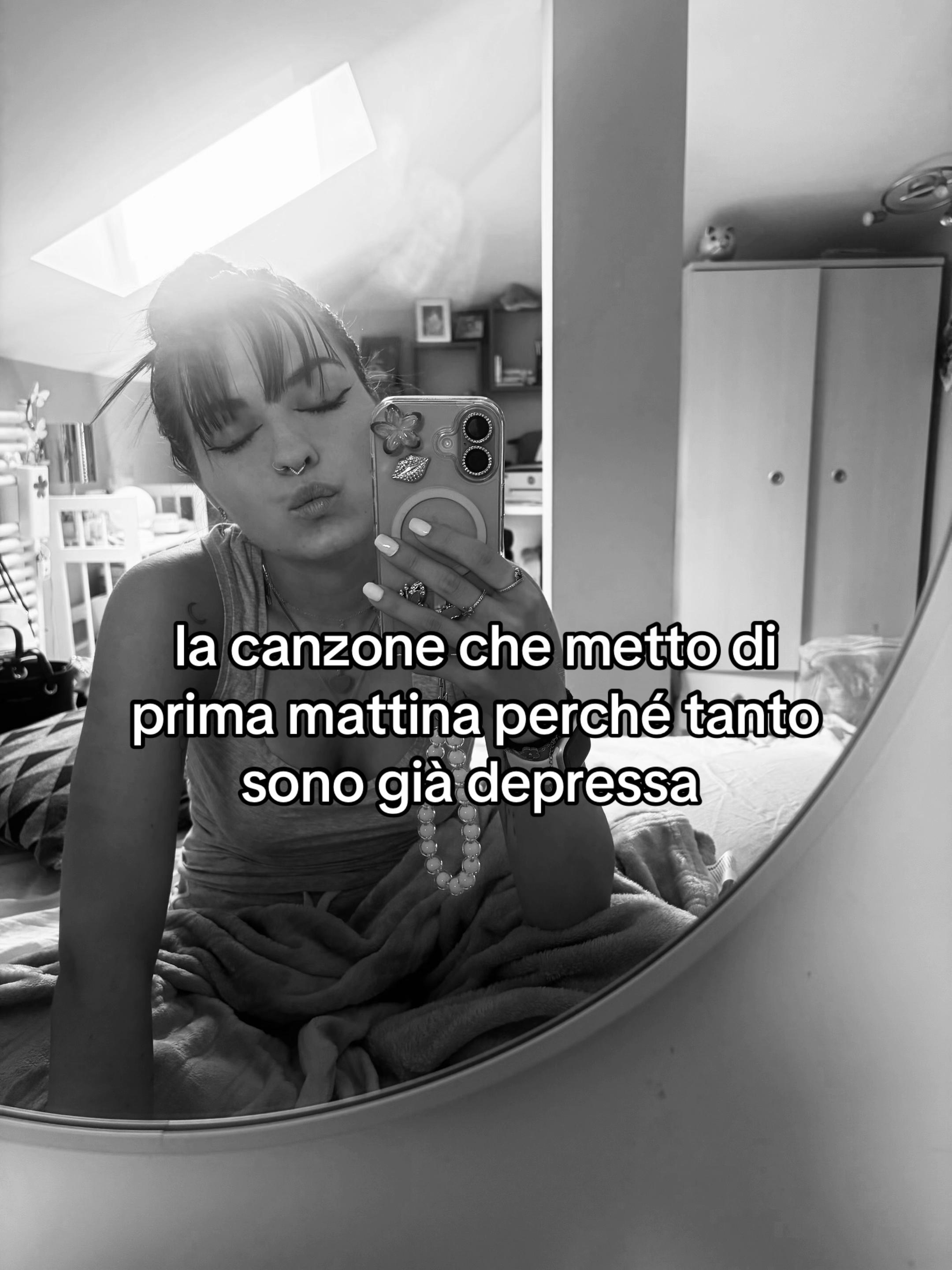 @elly