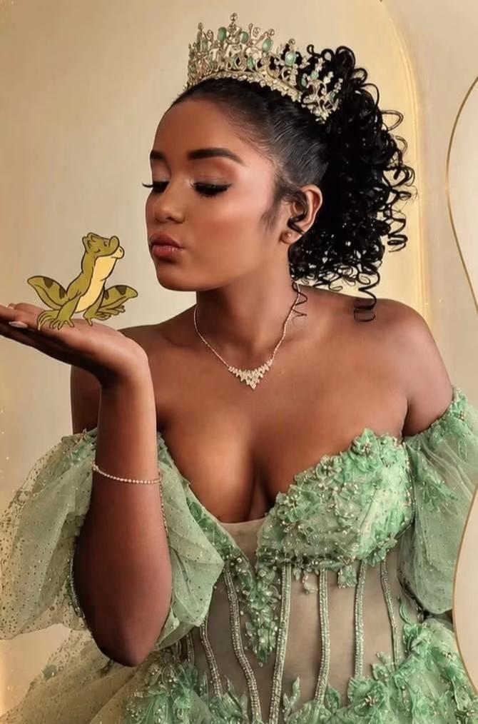 @Angie Marcela