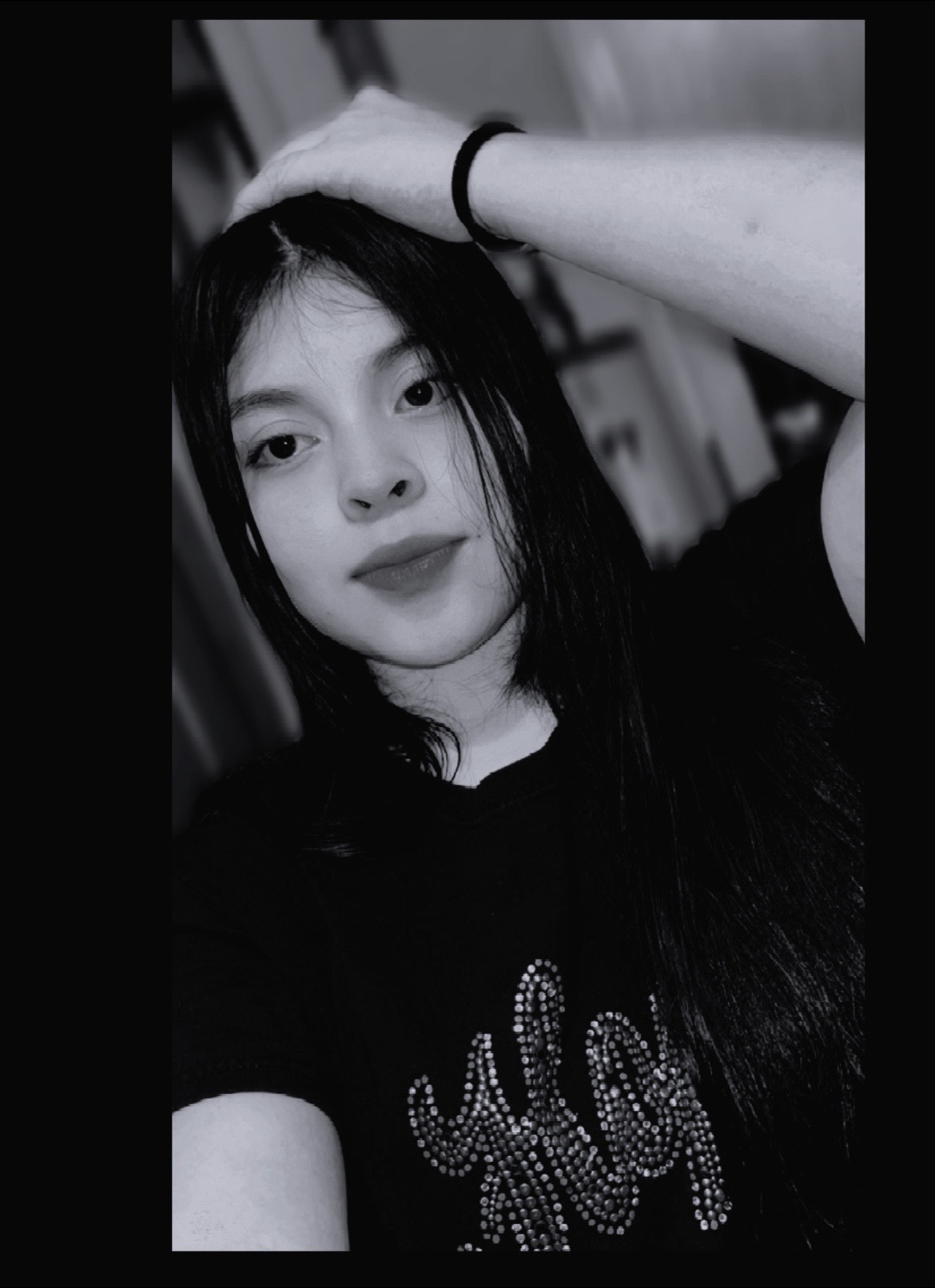 @Yohana 🪐❤️🩹🥀