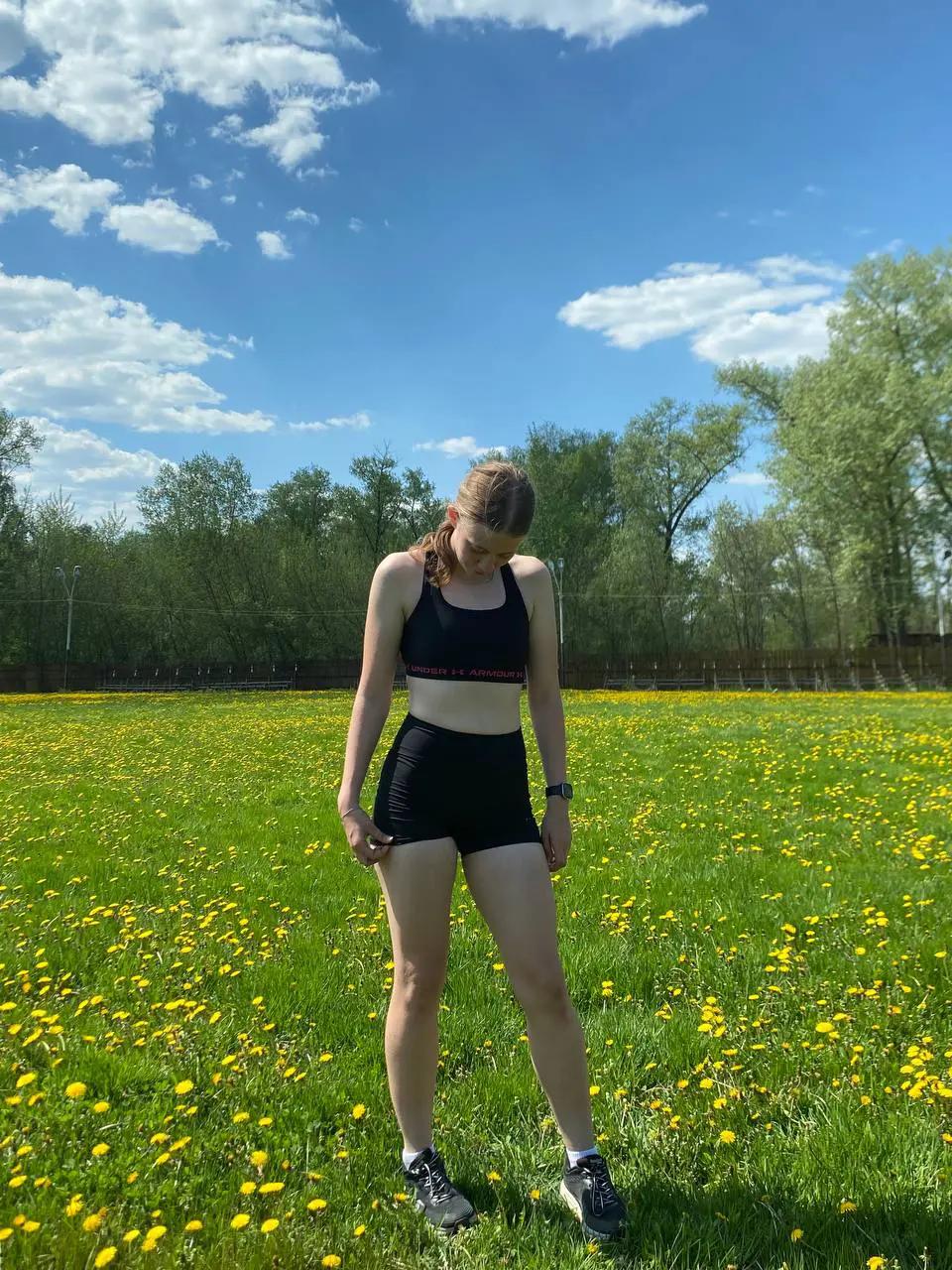 @🏃🏼&zwj;♀️