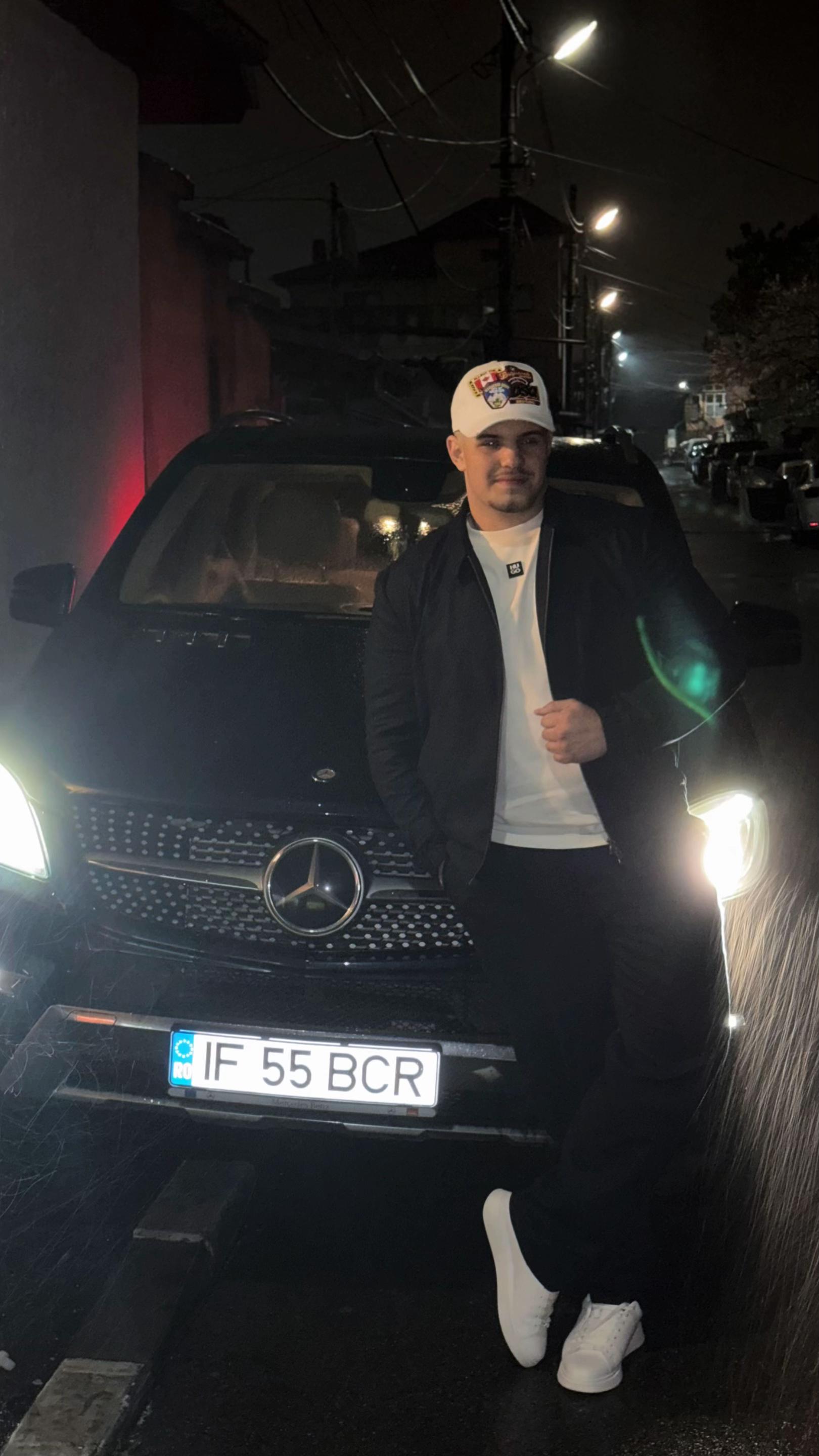 @Yanis Bucur