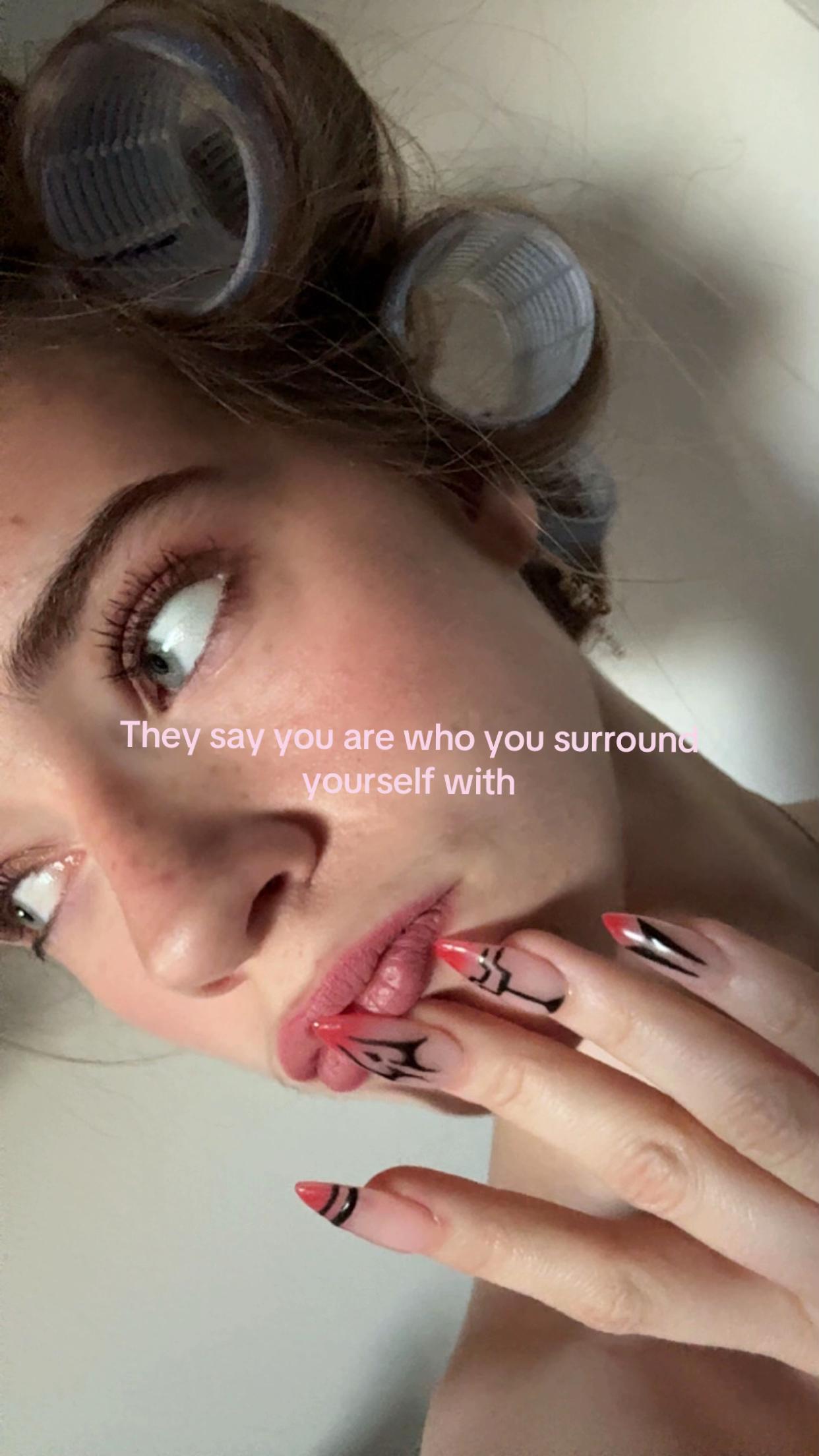 @LARA RAARUP