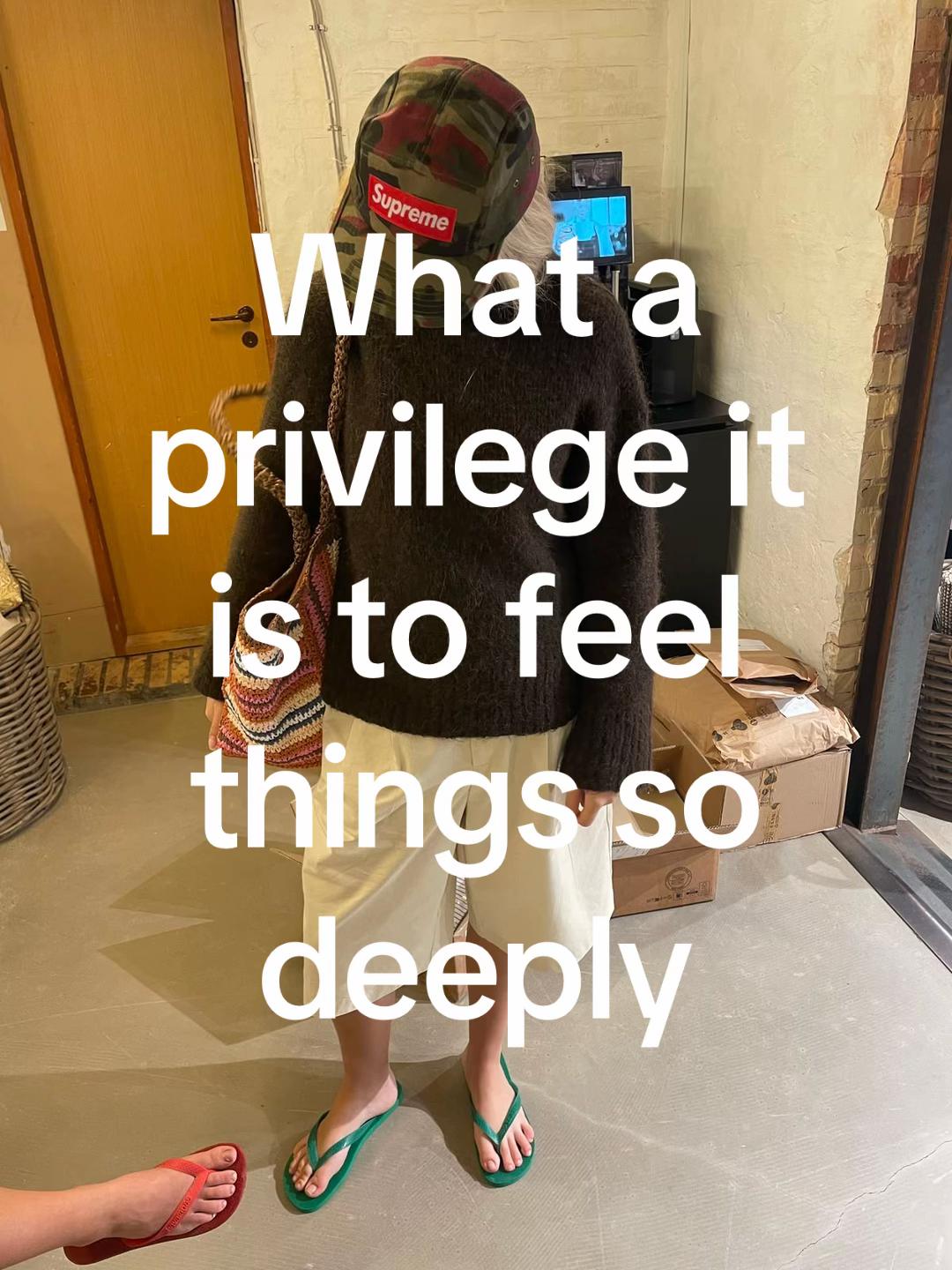 @️