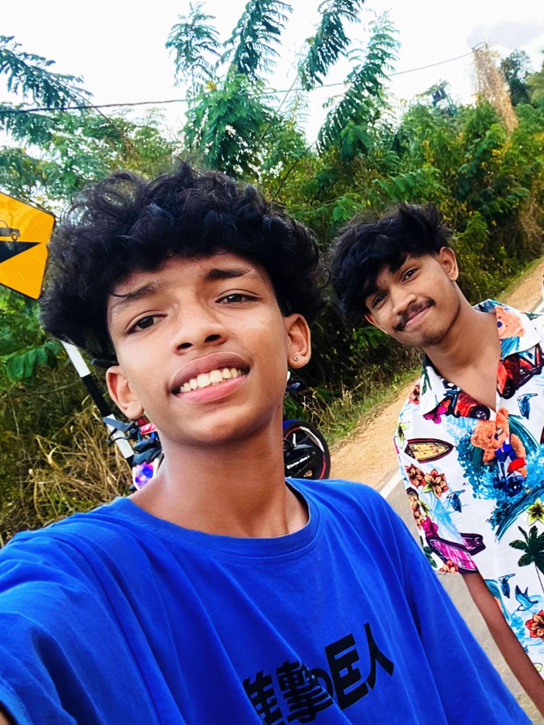 @Naveen💖